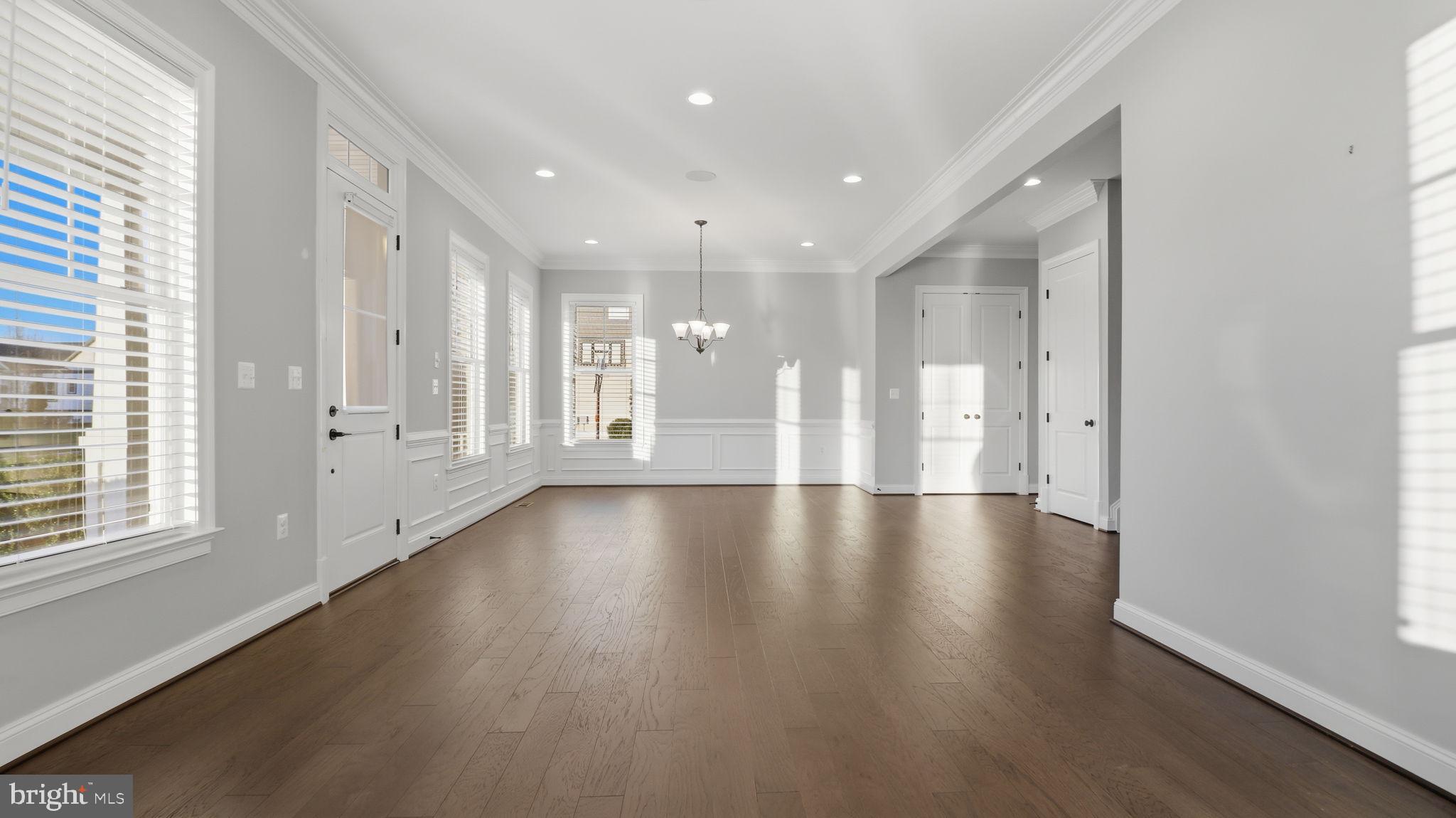 GREENS SOUTH AT WILLOWSF - Residential