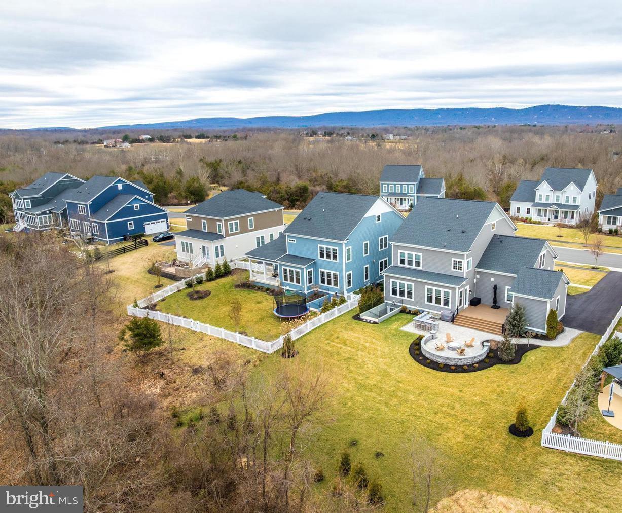 GREENS SOUTH AT WILLOWSF - Residential