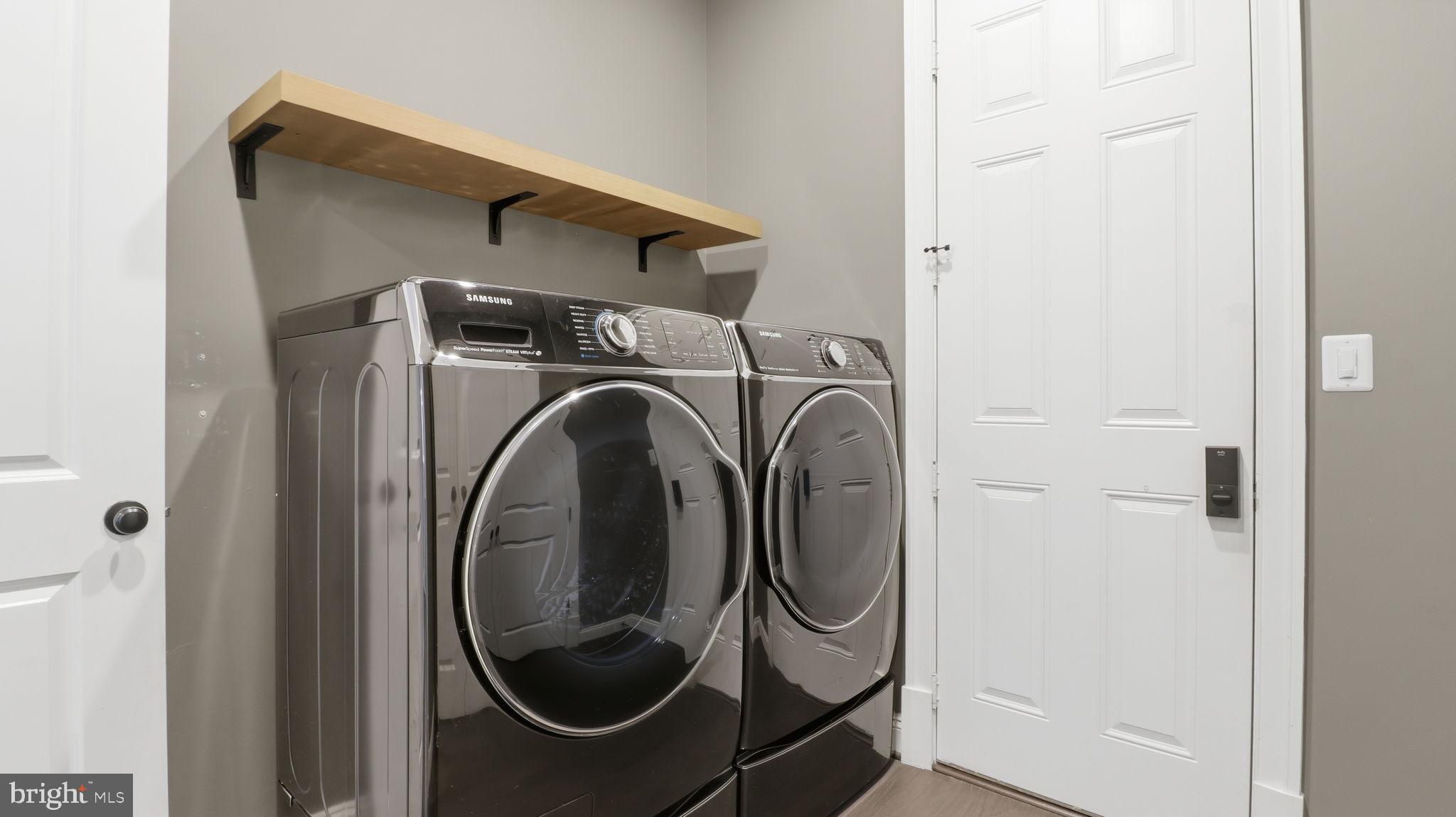 GREENS SOUTH AT WILLOWSF - Residential