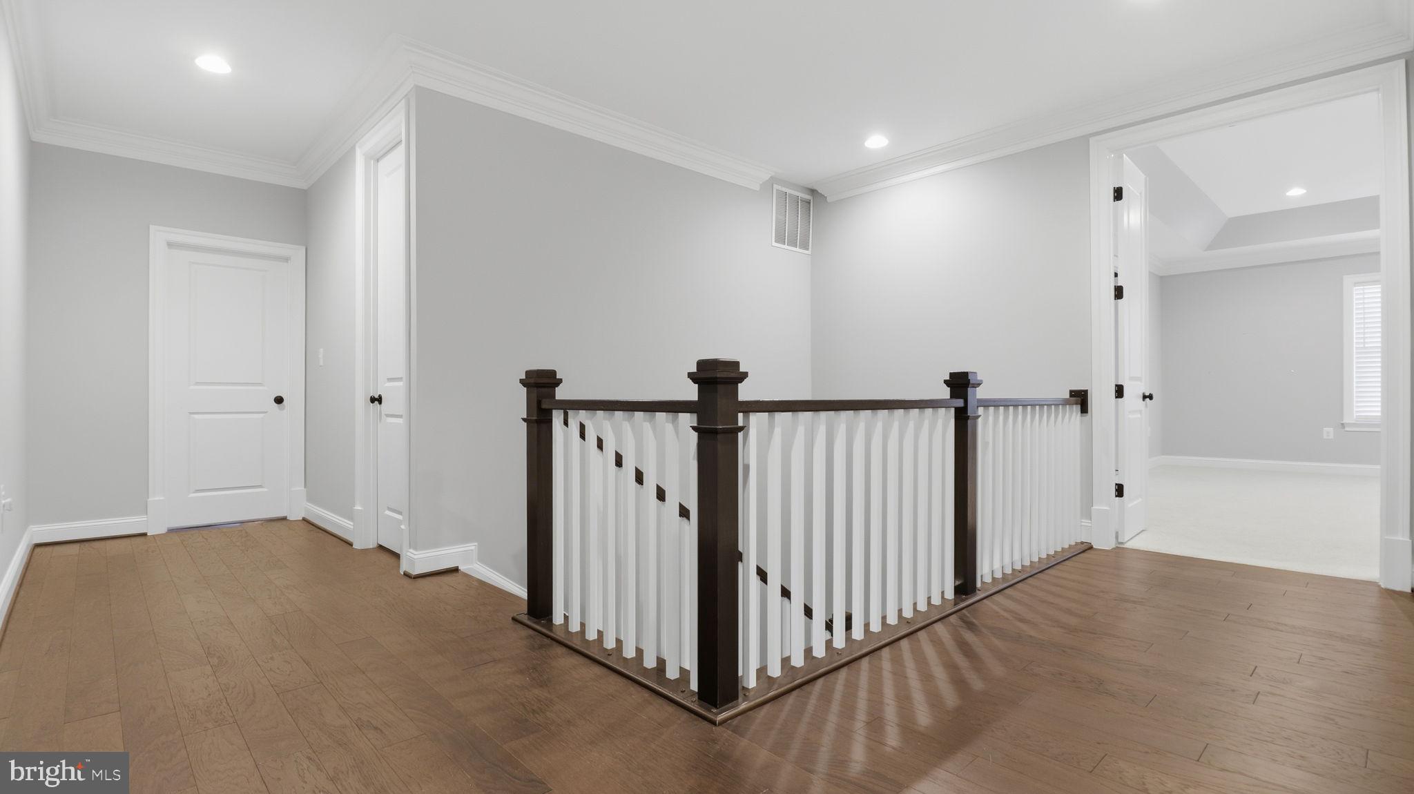 GREENS SOUTH AT WILLOWSF - Residential