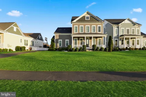 25956 Cullen Run Place, Aldie, VA MLS: VALO2111448