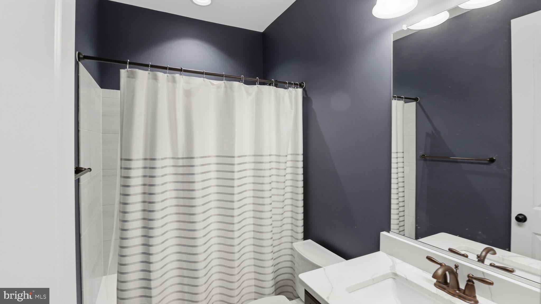 GREENS SOUTH AT WILLOWSF - Residential