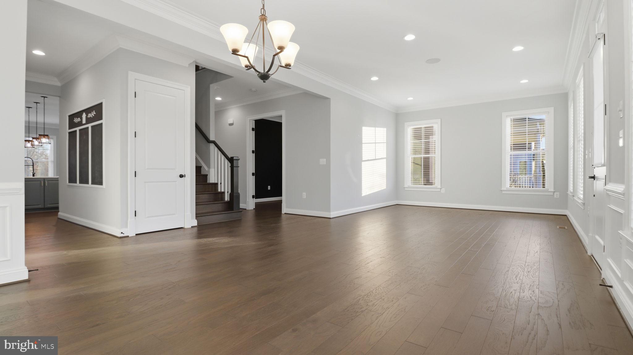 GREENS SOUTH AT WILLOWSF - Residential