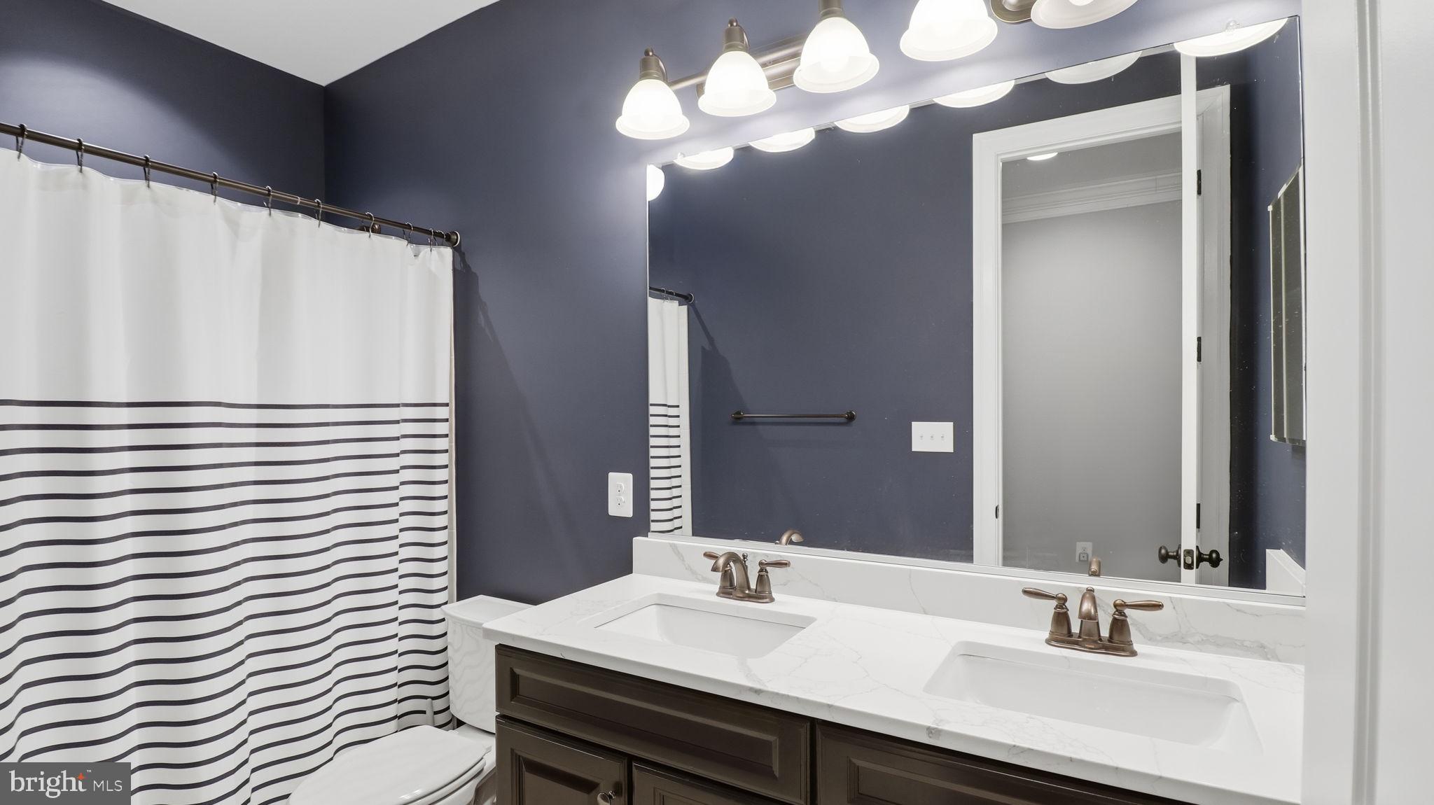 GREENS SOUTH AT WILLOWSF - Residential