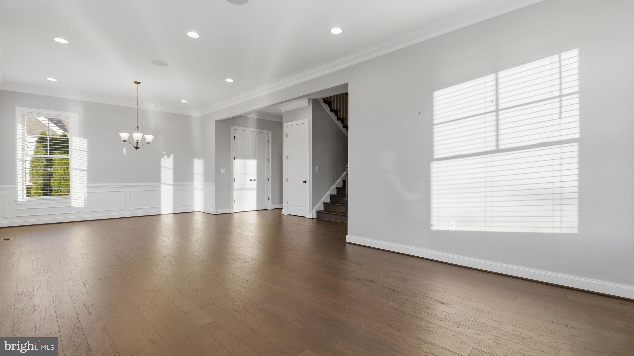 GREENS SOUTH AT WILLOWSF - Residential