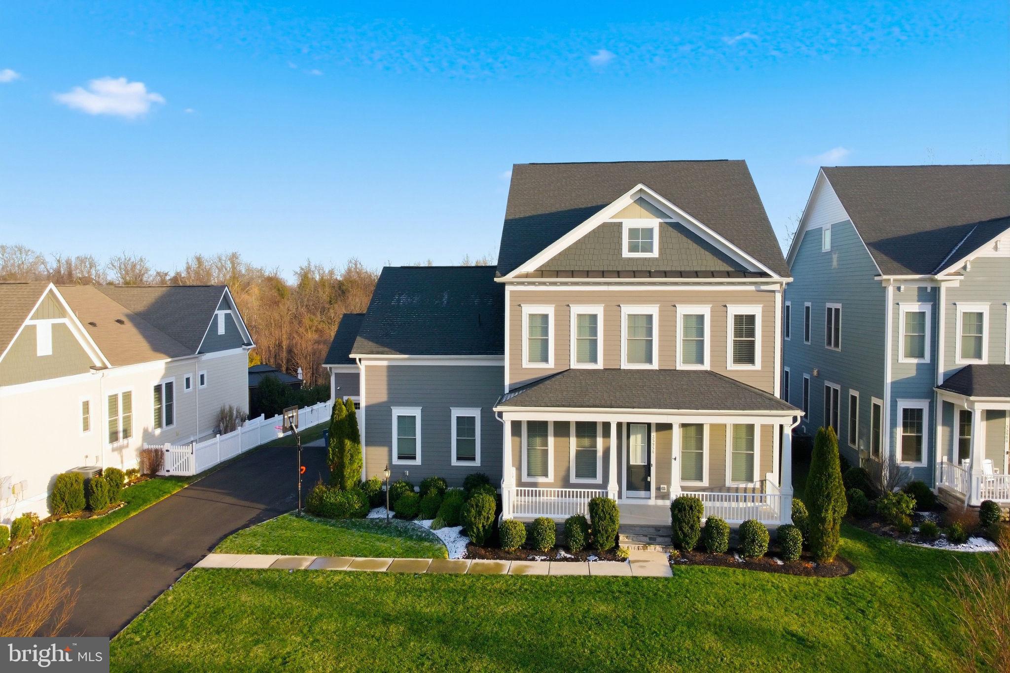 GREENS SOUTH AT WILLOWSF - Residential