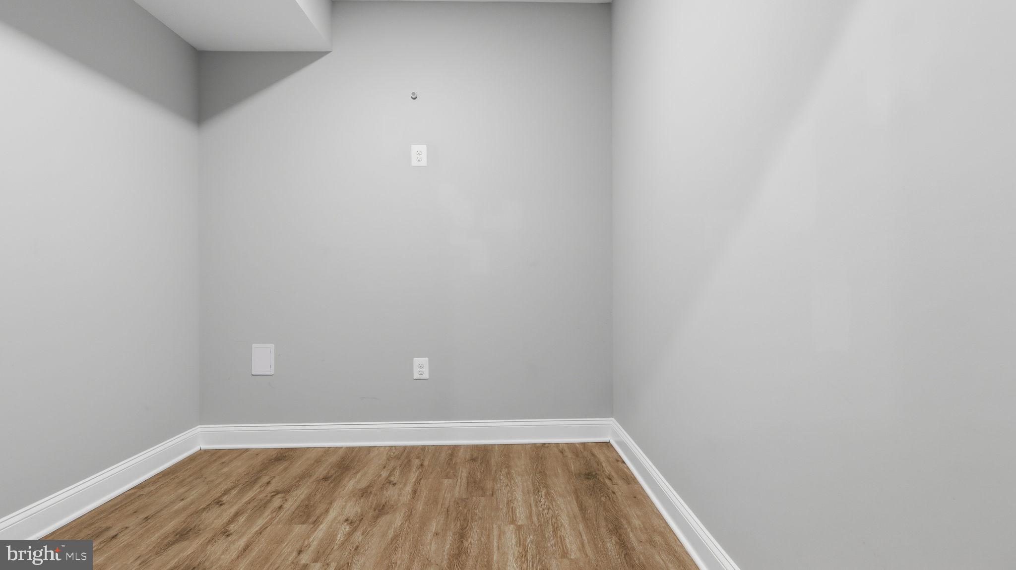 GREENS SOUTH AT WILLOWSF - Residential