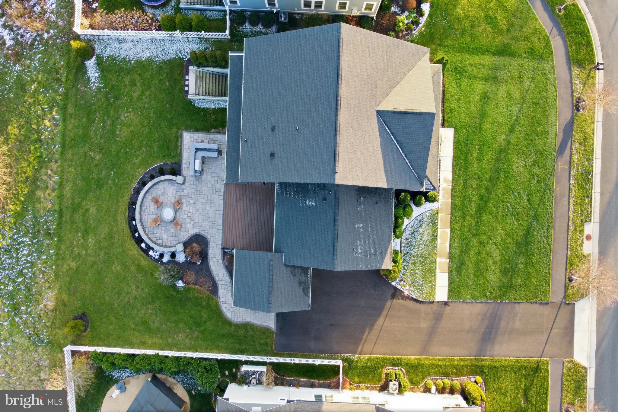 GREENS SOUTH AT WILLOWSF - Residential