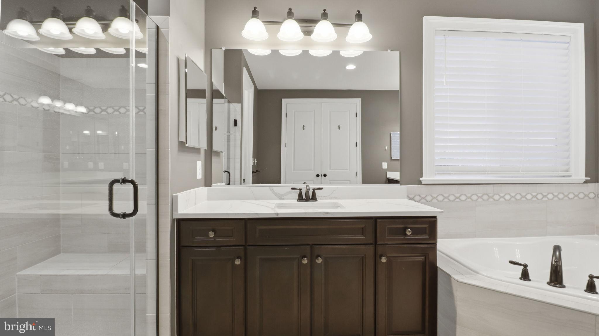 GREENS SOUTH AT WILLOWSF - Residential