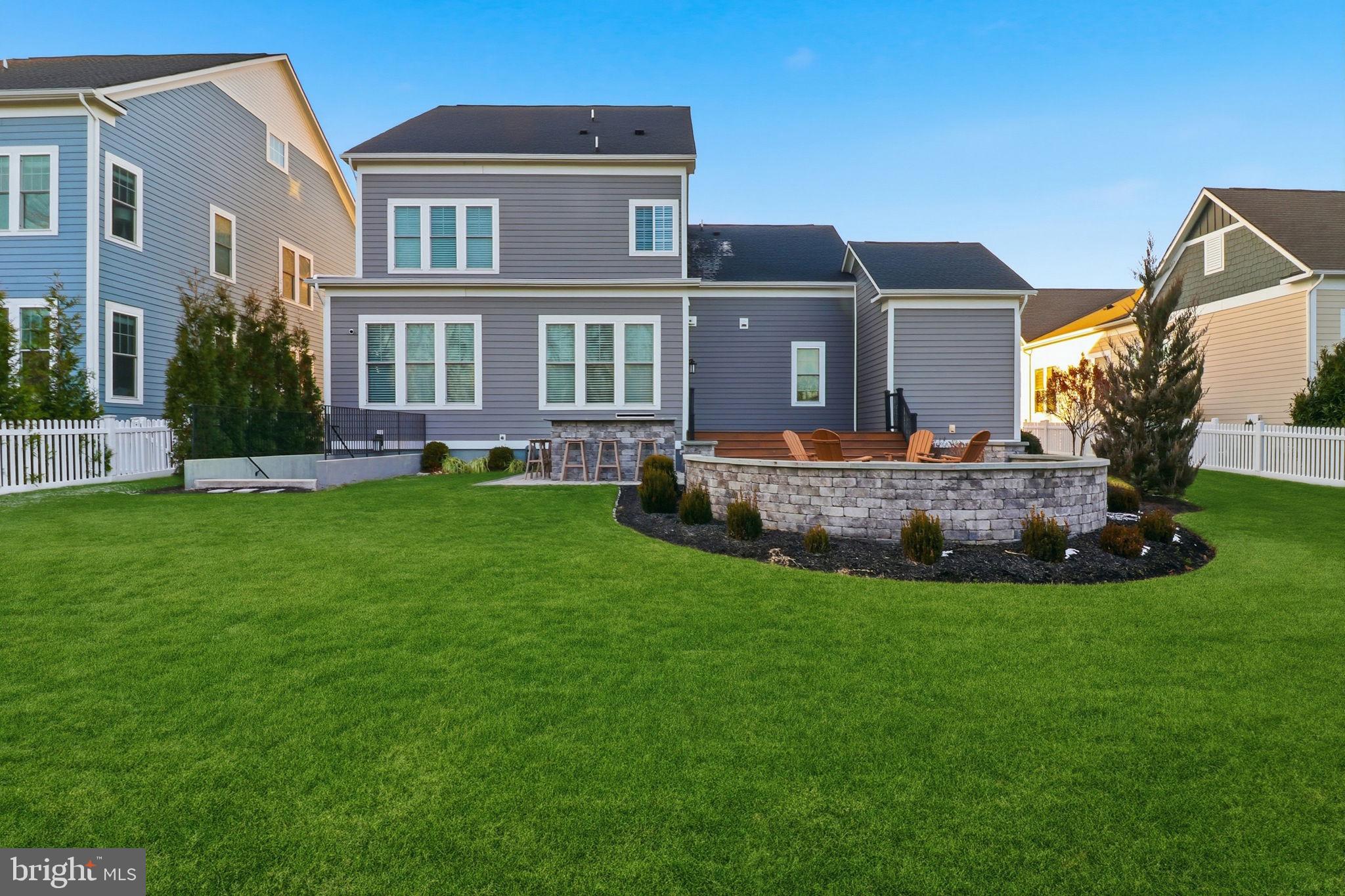 GREENS SOUTH AT WILLOWSF - Residential