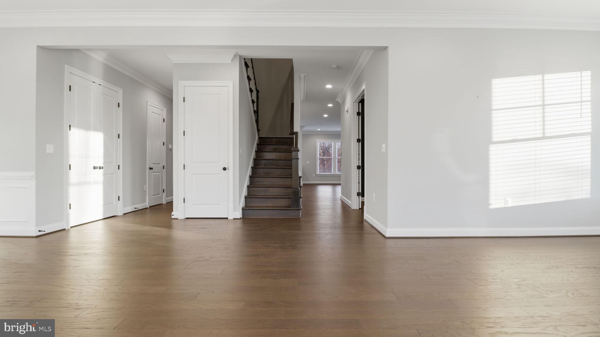 GREENS SOUTH AT WILLOWSF - Residential