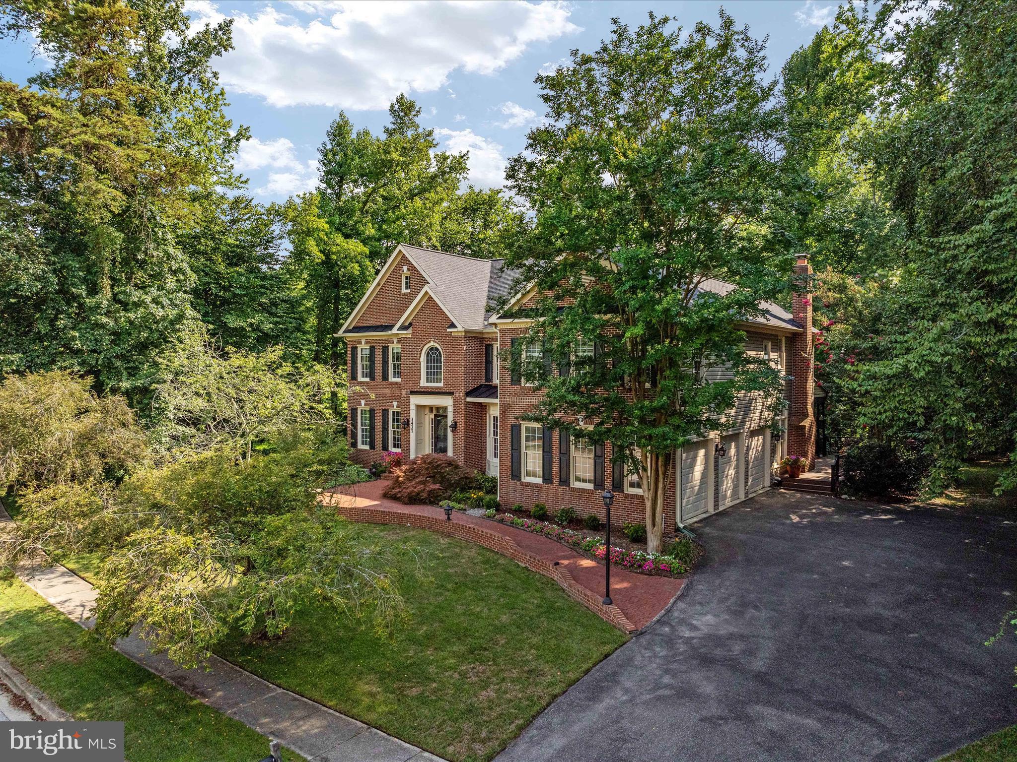 SOUTH RIVER COLONY - Residential