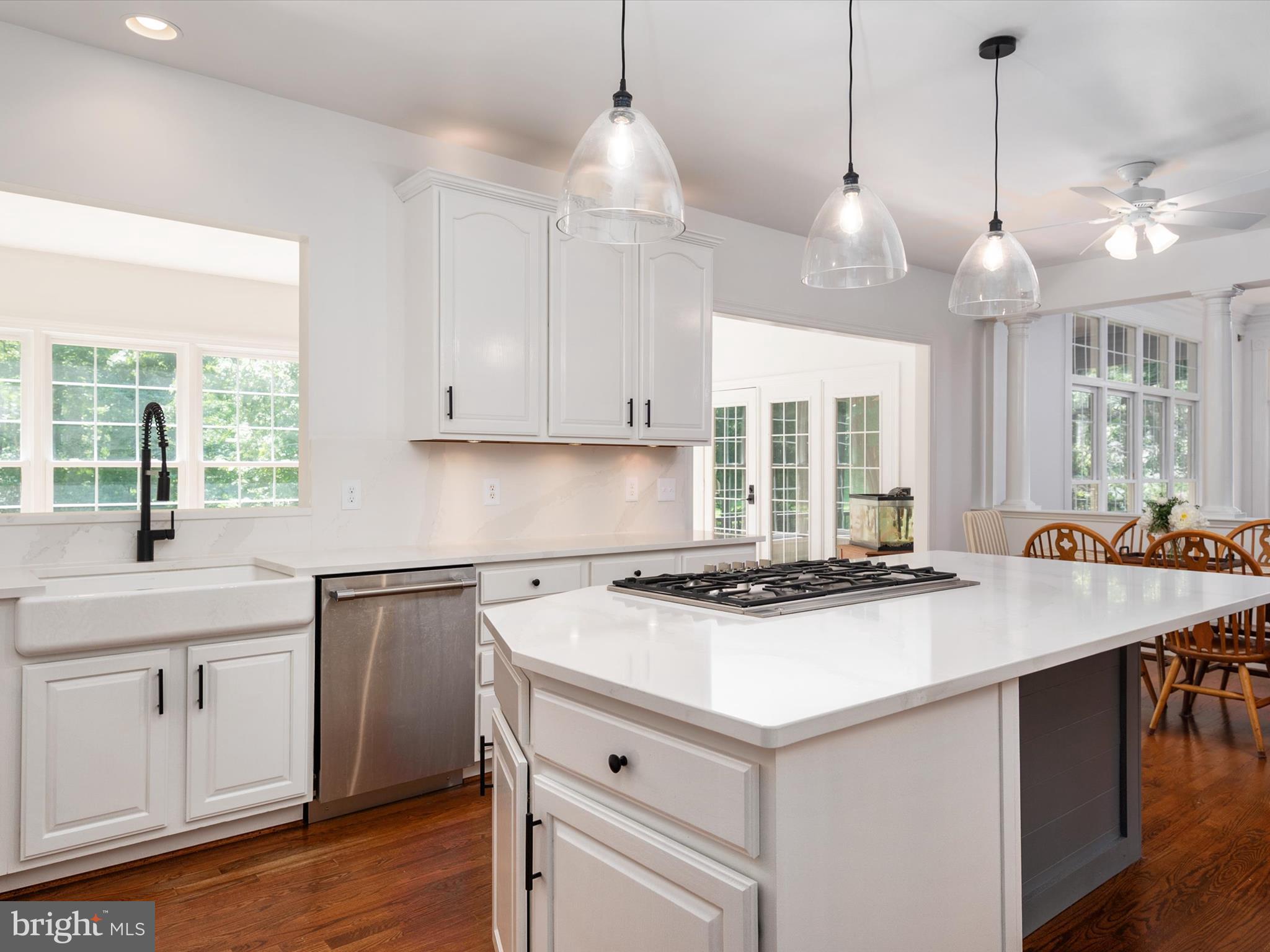 SOUTH RIVER COLONY - Residential