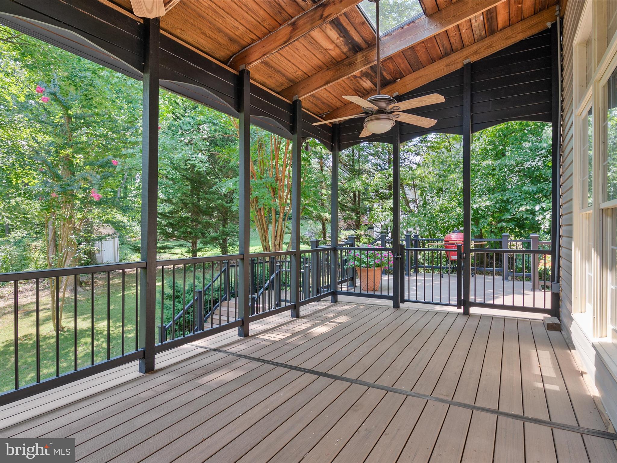 SOUTH RIVER COLONY - Residential