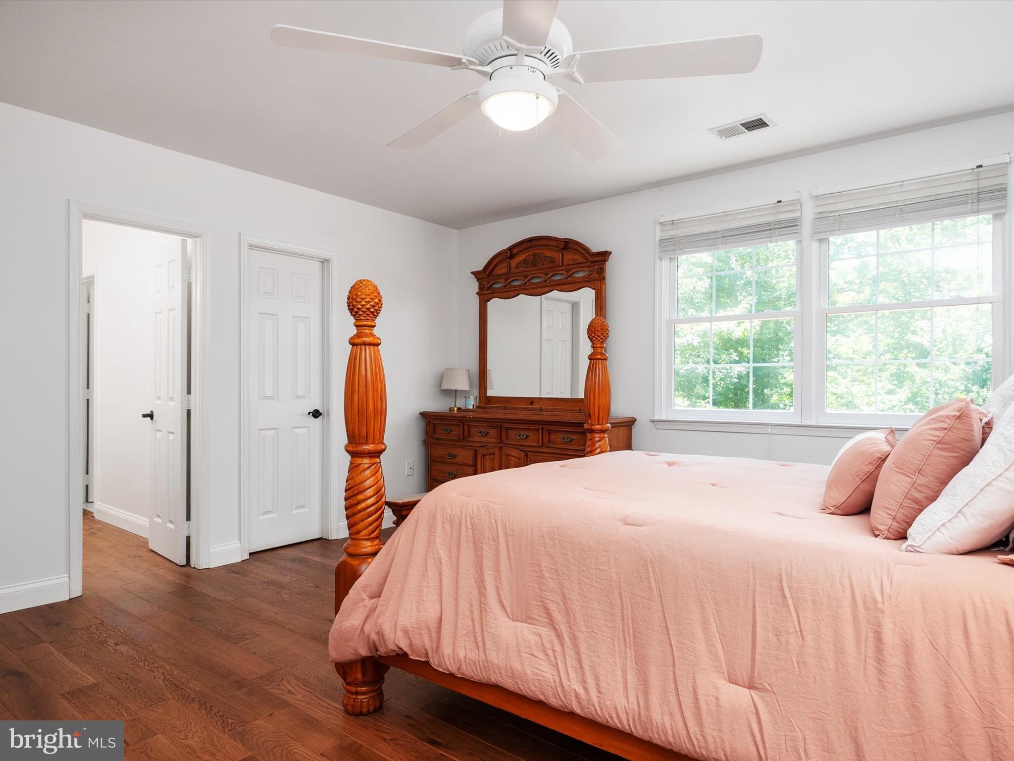 SOUTH RIVER COLONY - Residential