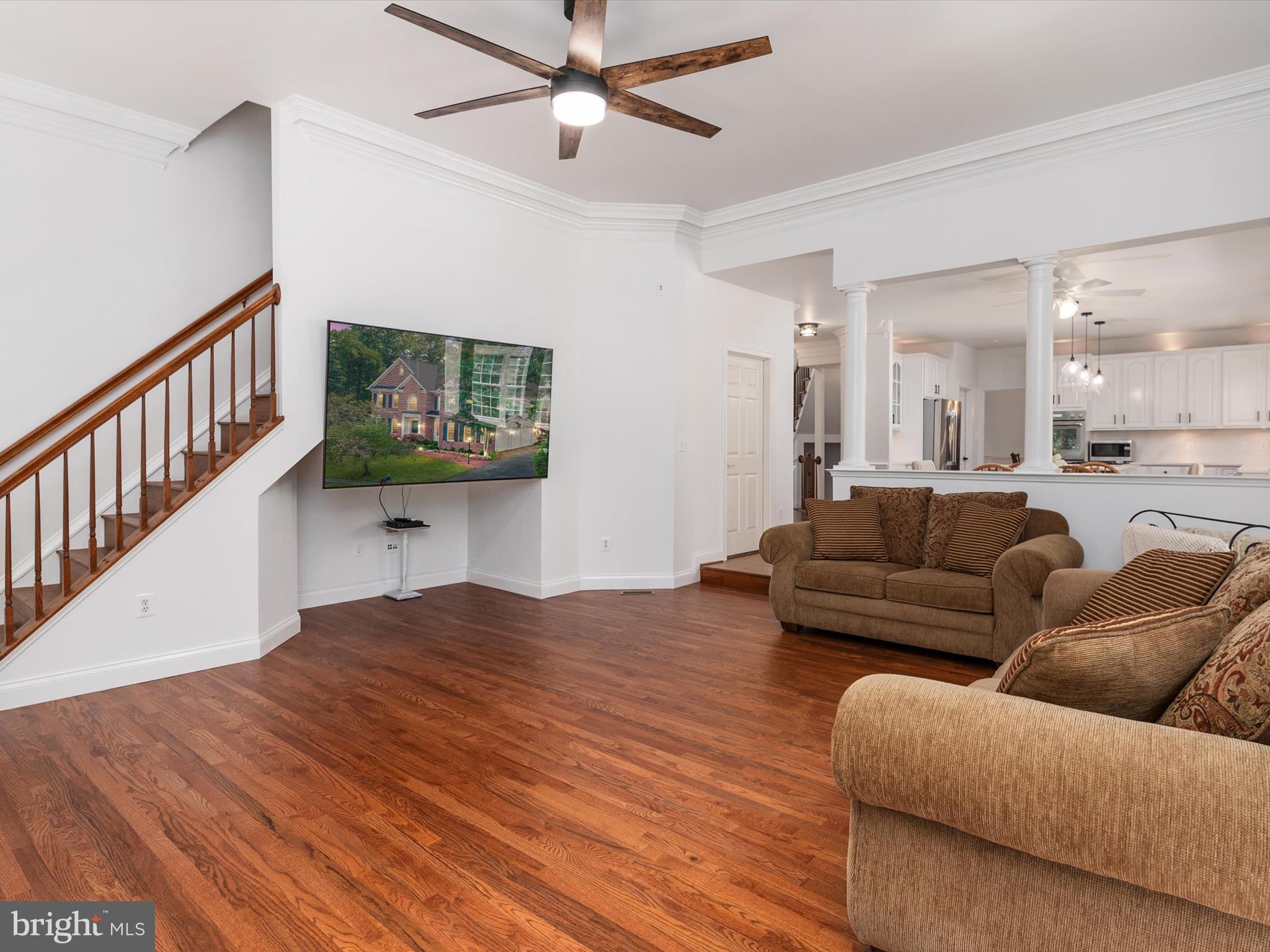 SOUTH RIVER COLONY - Residential