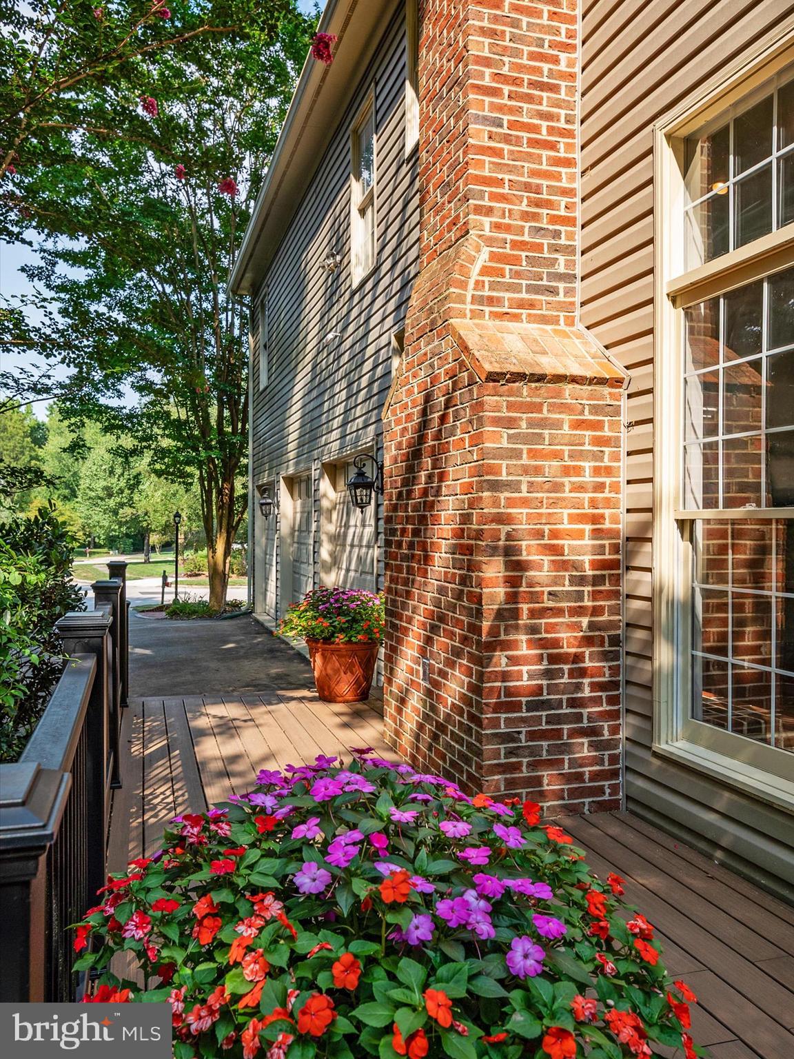 SOUTH RIVER COLONY - Residential