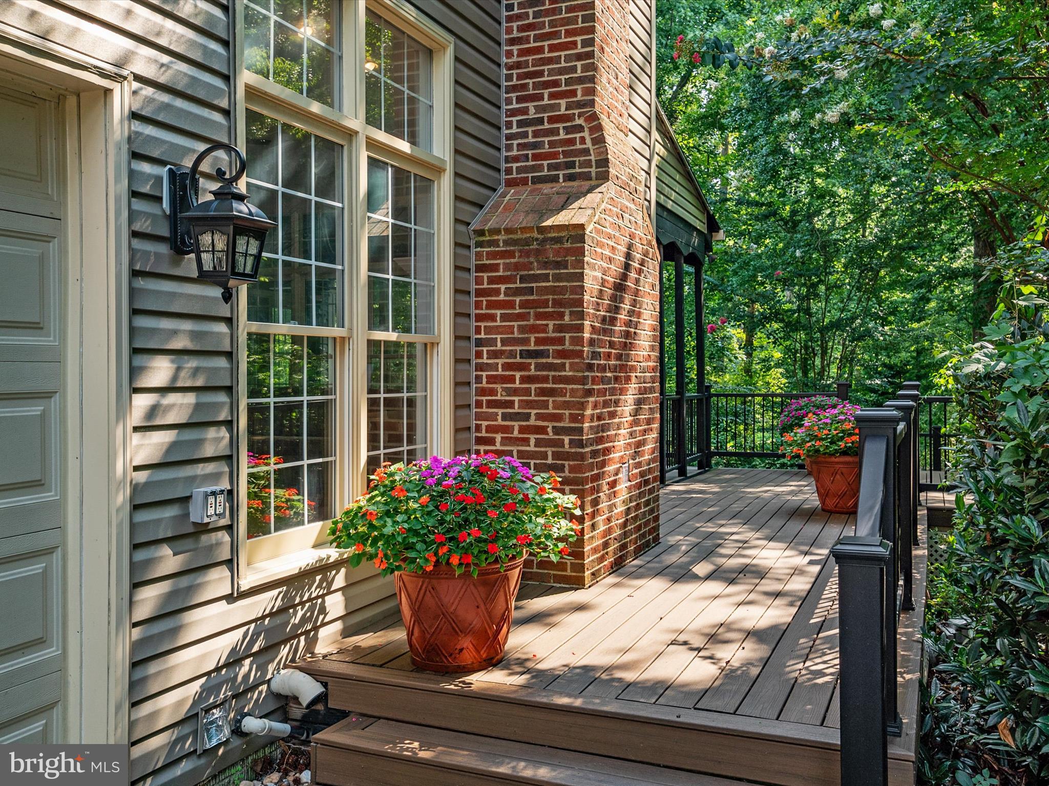 SOUTH RIVER COLONY - Residential