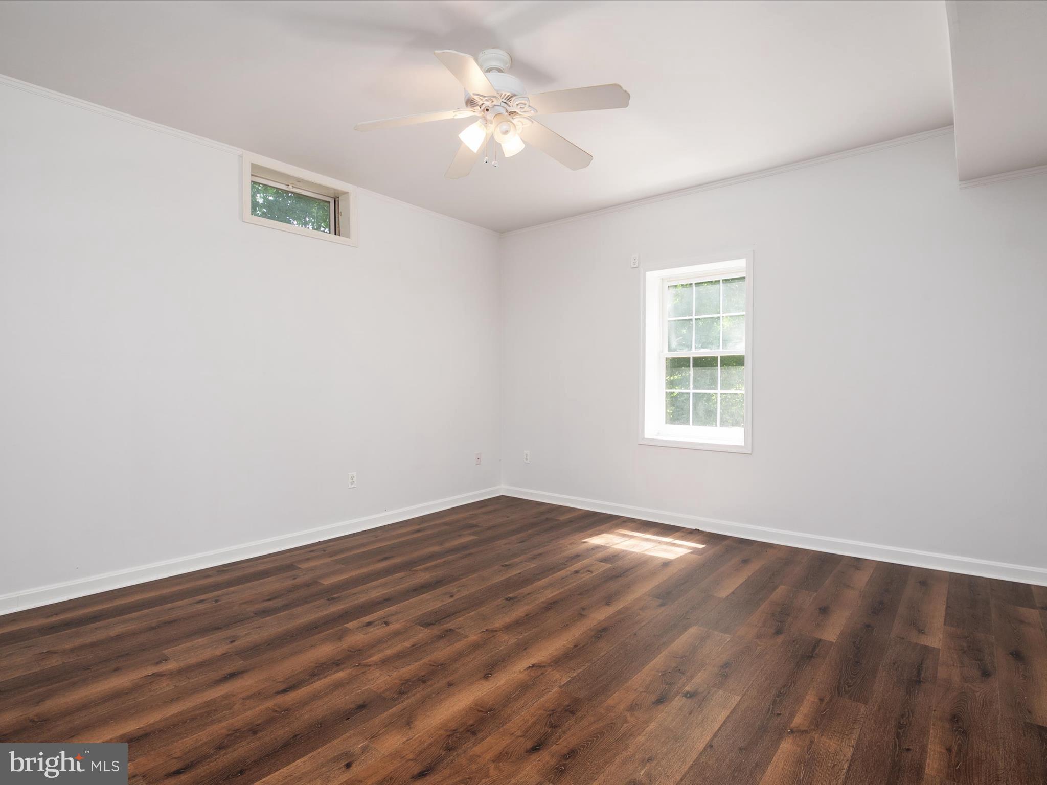 SOUTH RIVER COLONY - Residential