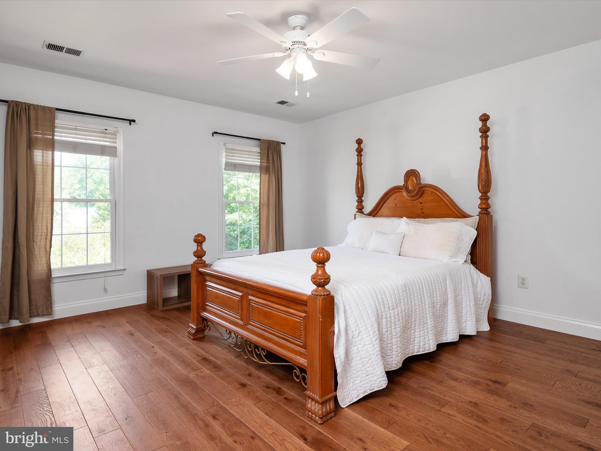 SOUTH RIVER COLONY - Residential