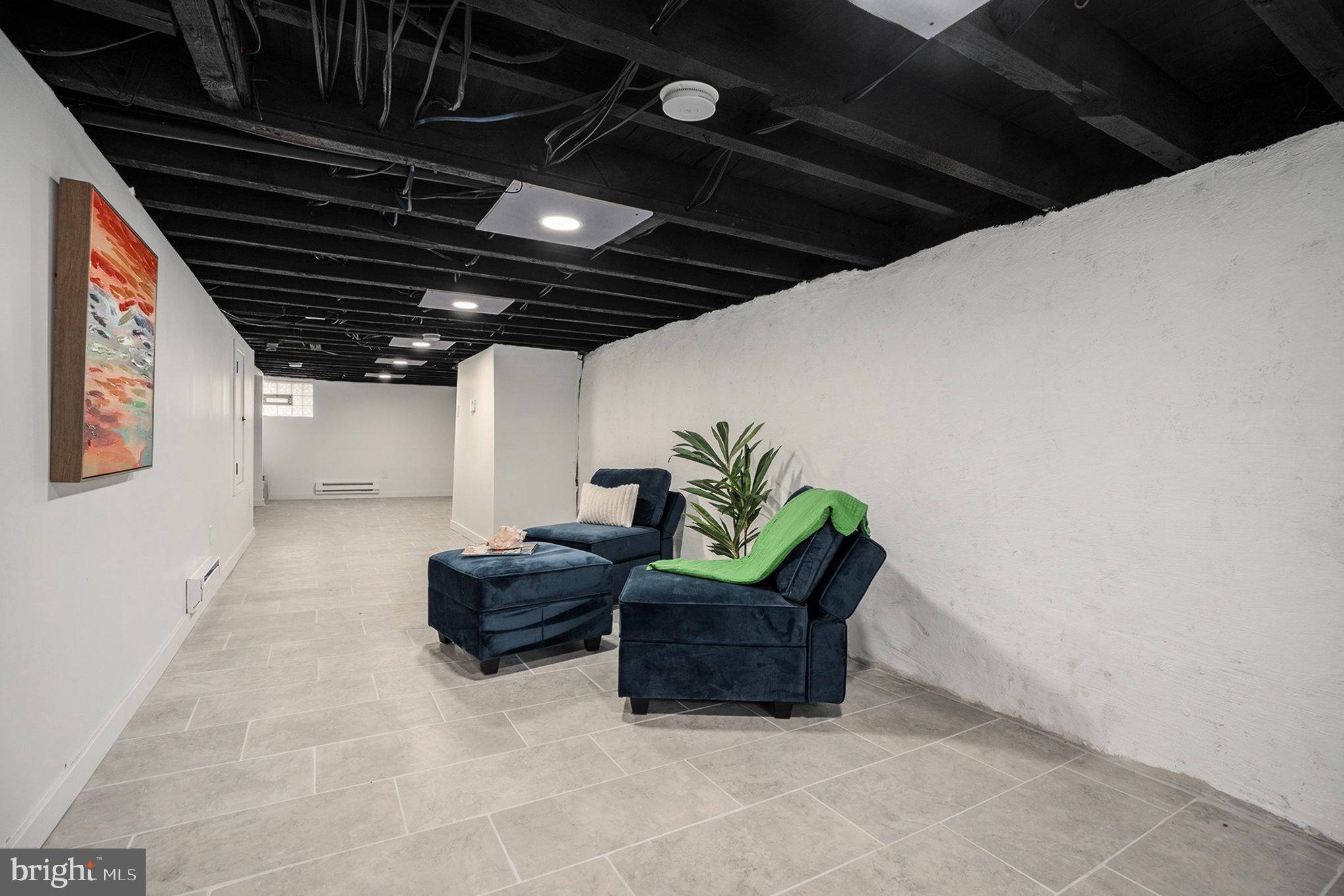 GERMANTOWN - Residential