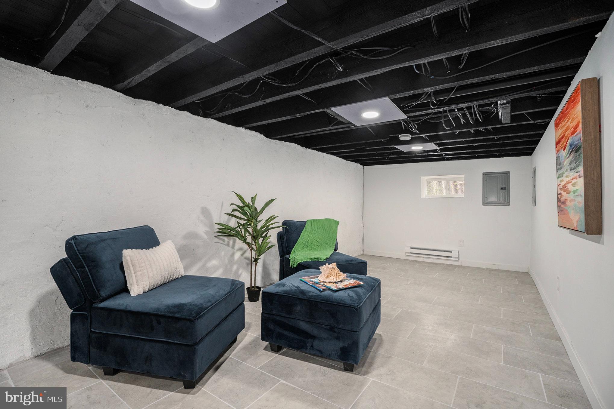 GERMANTOWN - Residential