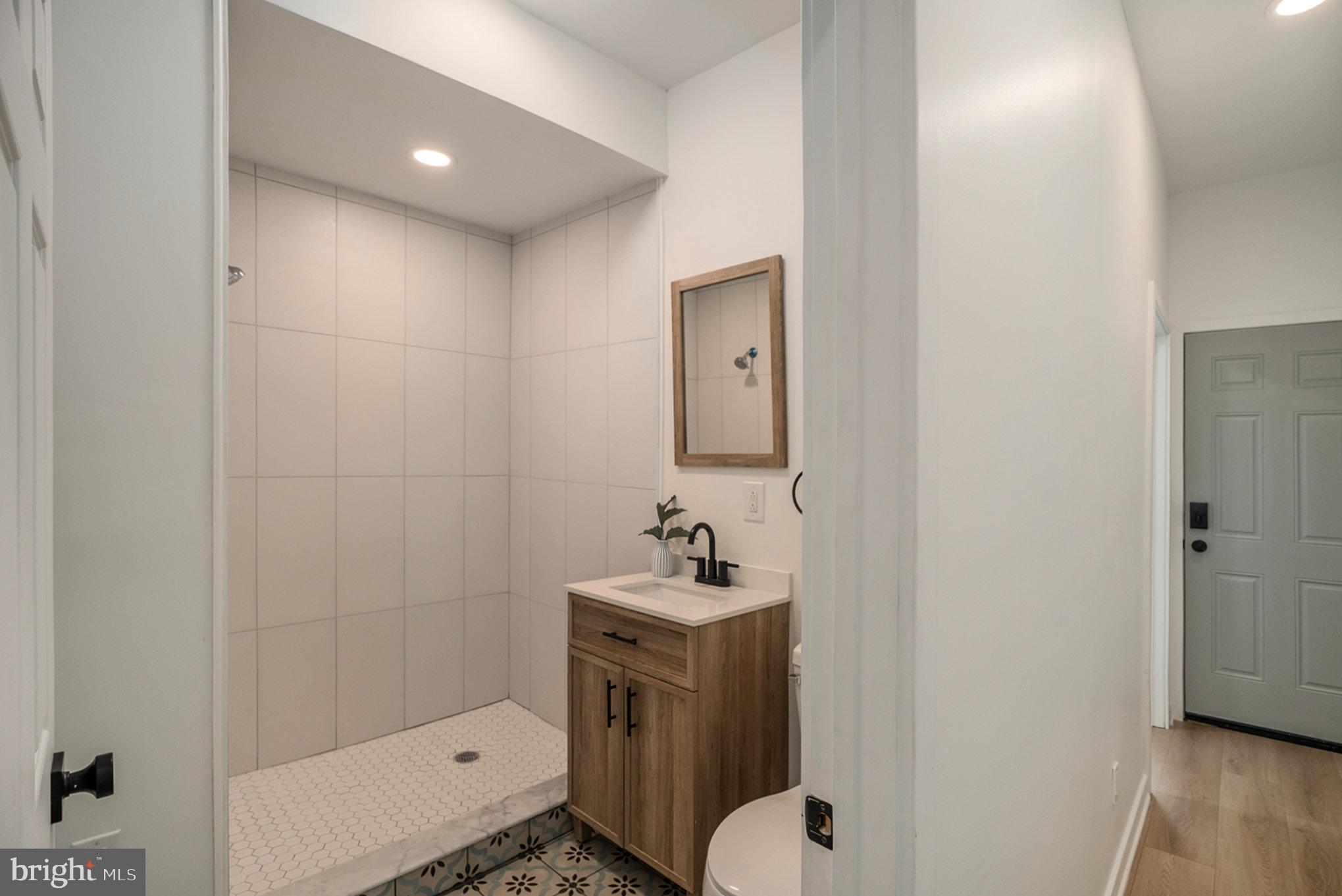 GERMANTOWN - Residential