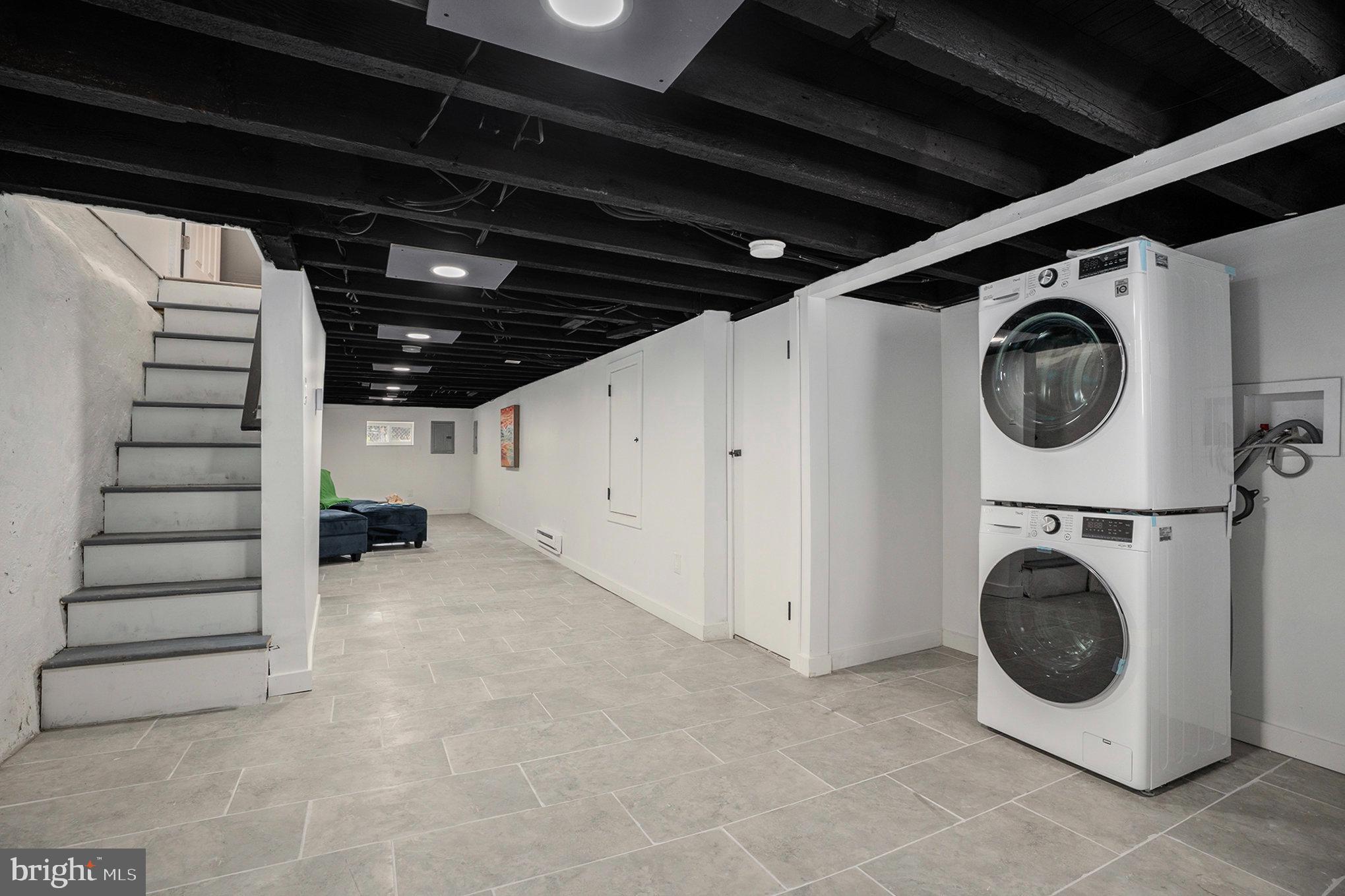 GERMANTOWN - Residential