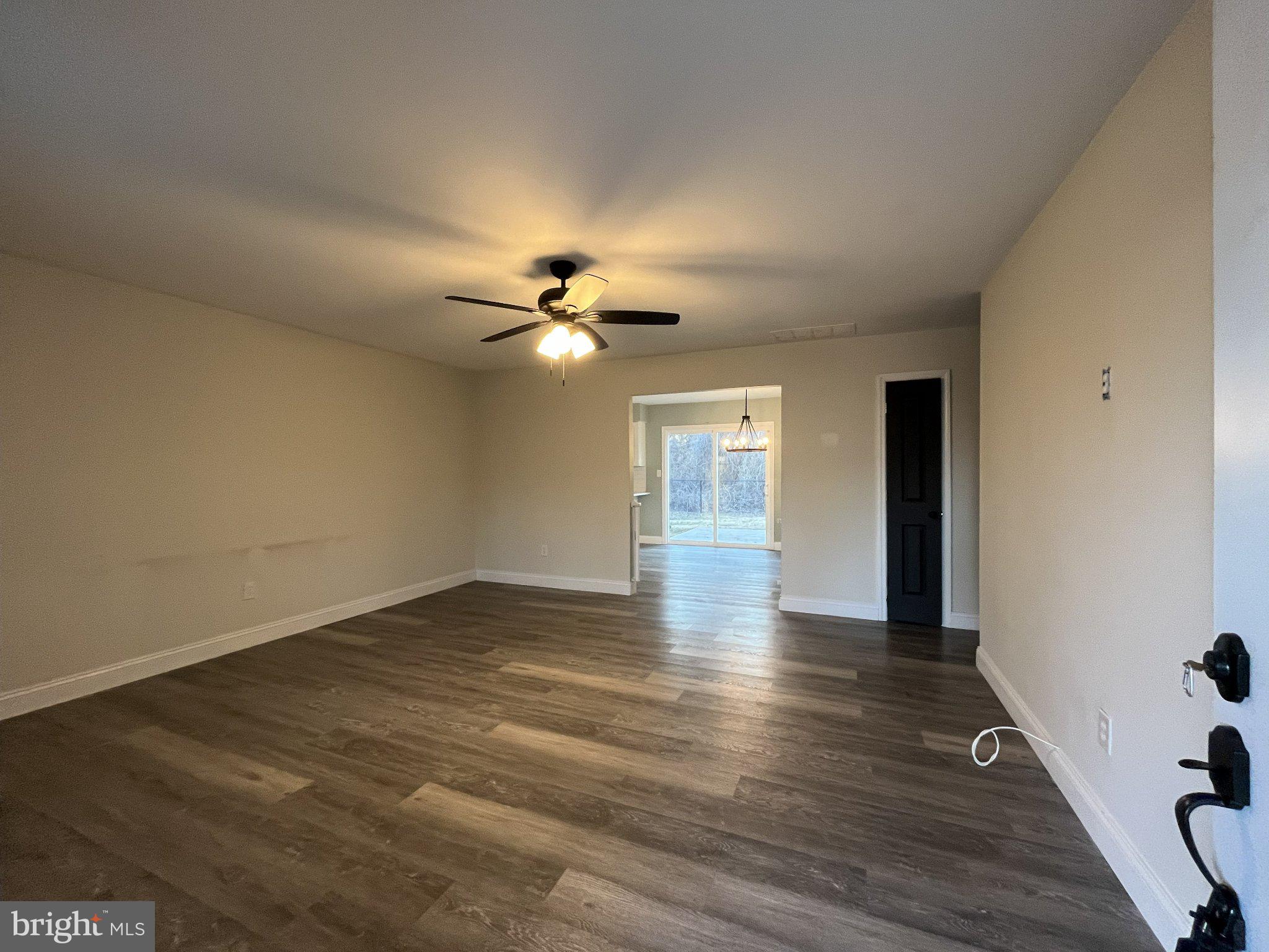 159 REVOLUTIONARY DRIVE