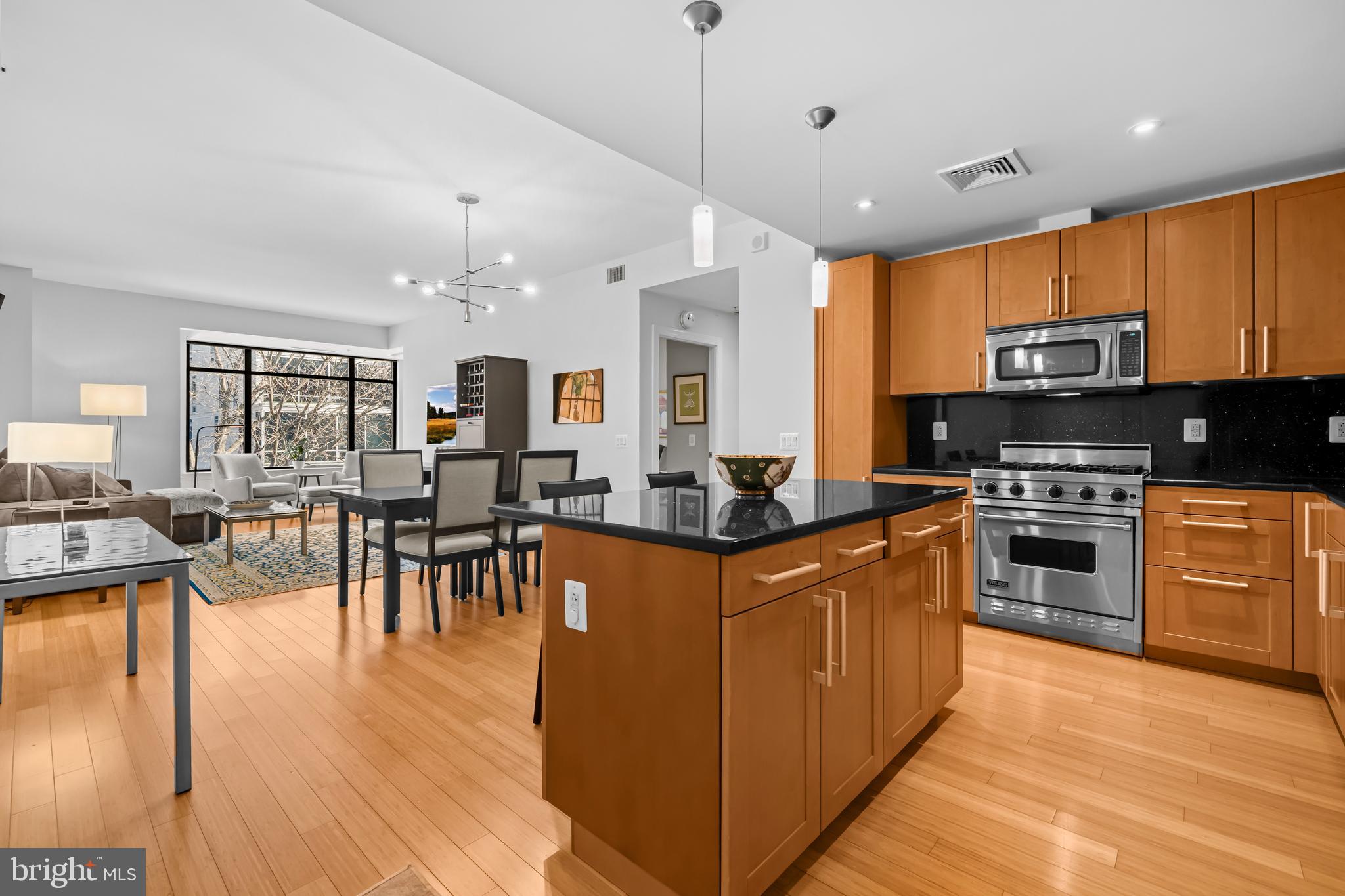 2425 L STREET NW 537