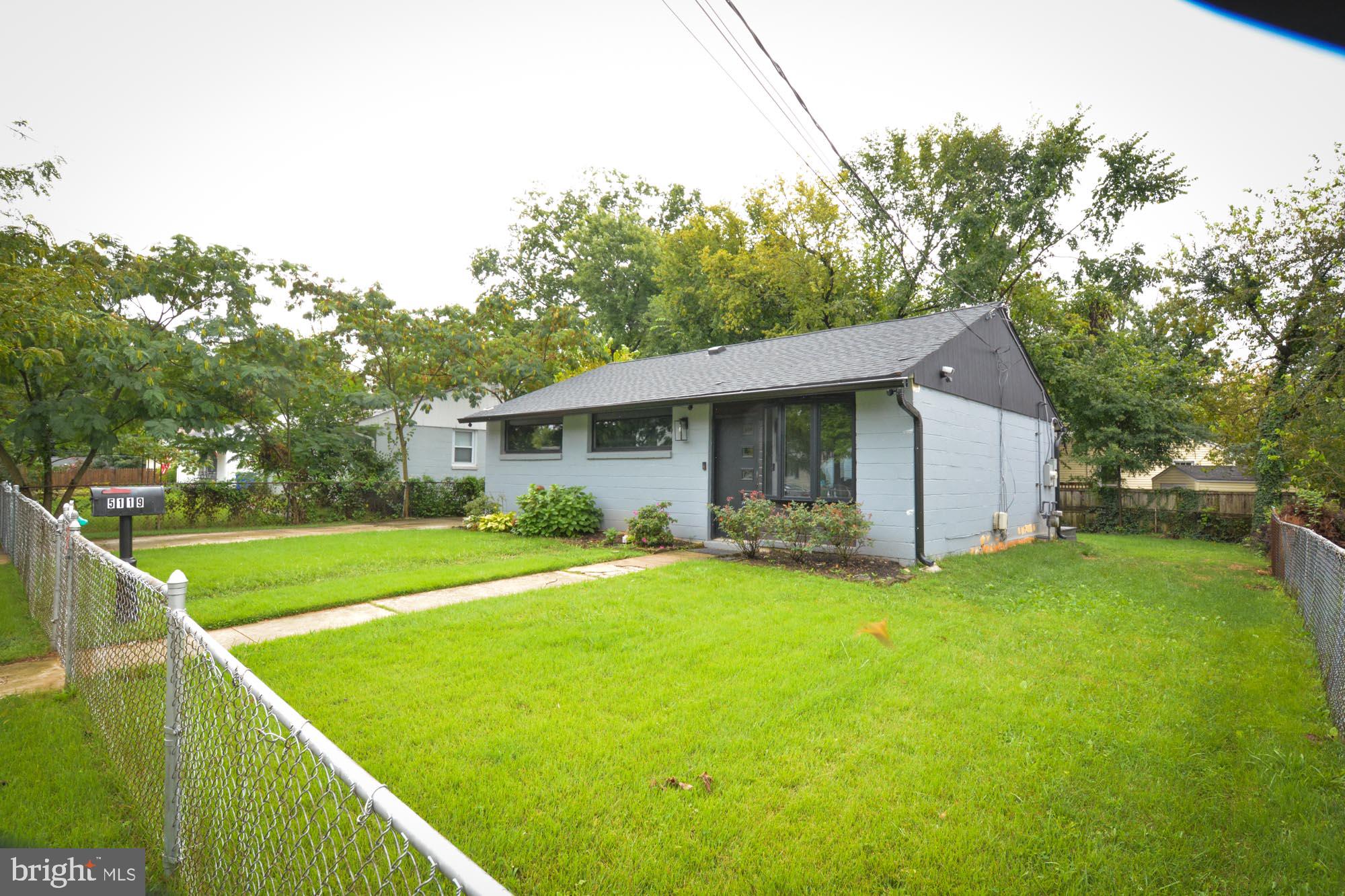 HOLLYWOOD - Residential Lease