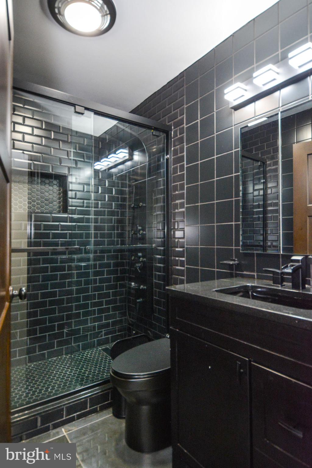 HOLLYWOOD - Residential Lease