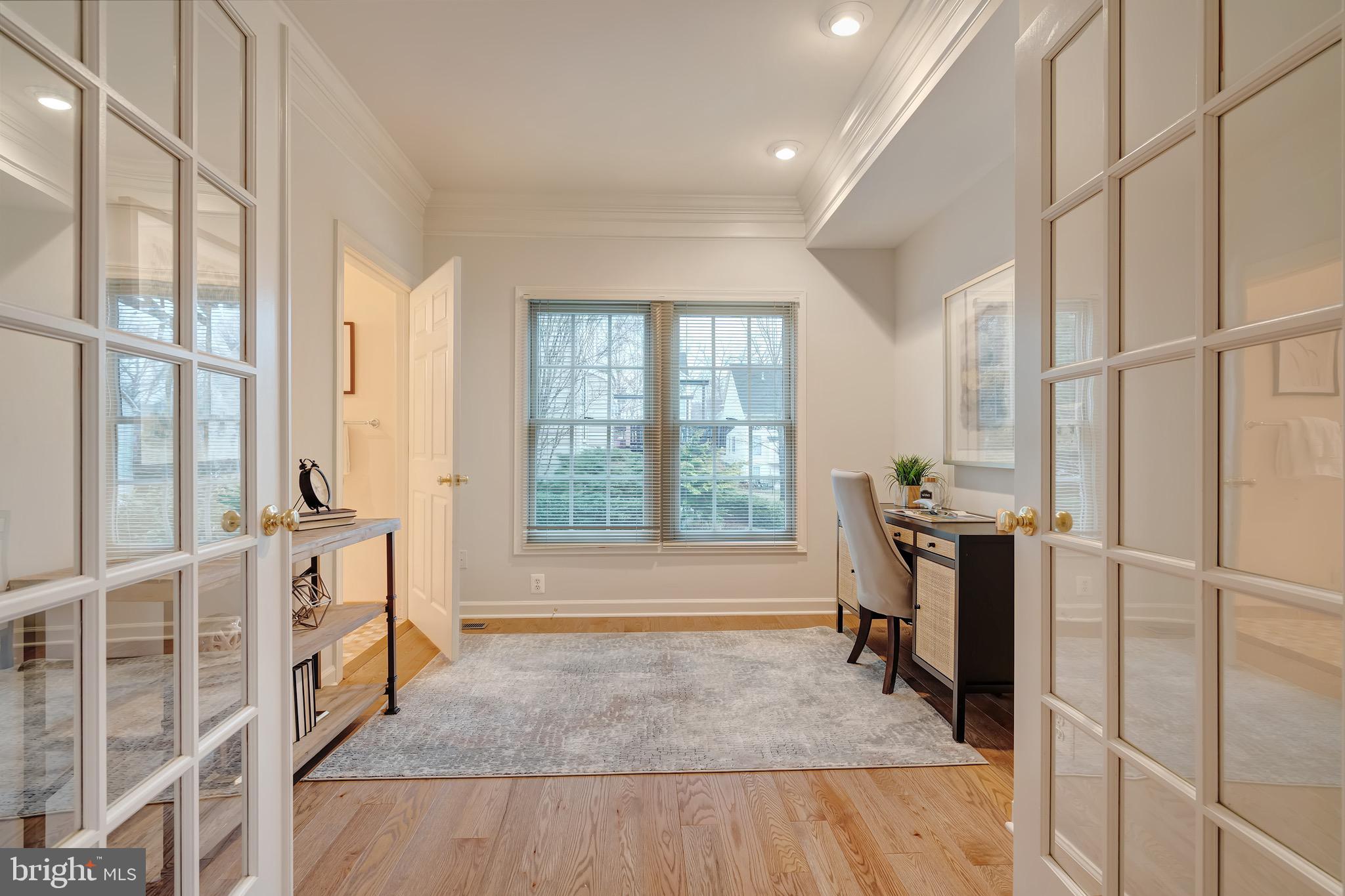 AMANDA PLACE - Residential