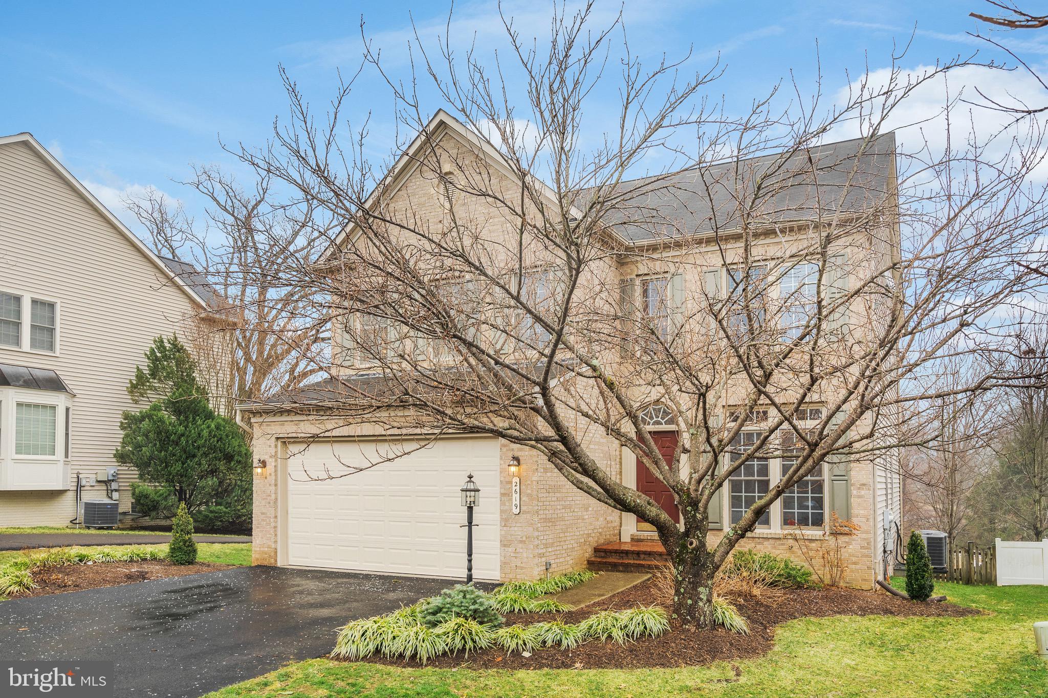 AMANDA PLACE - Residential