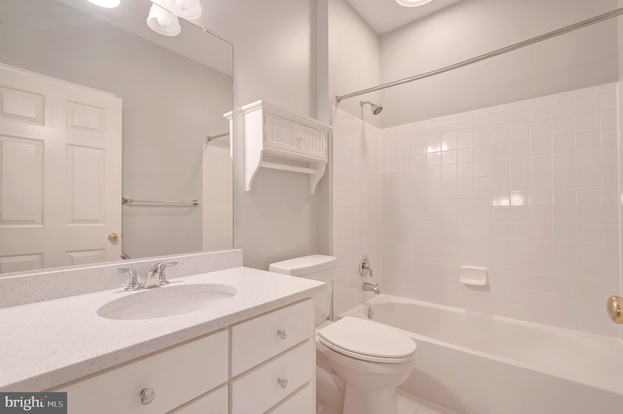 AMANDA PLACE - Residential