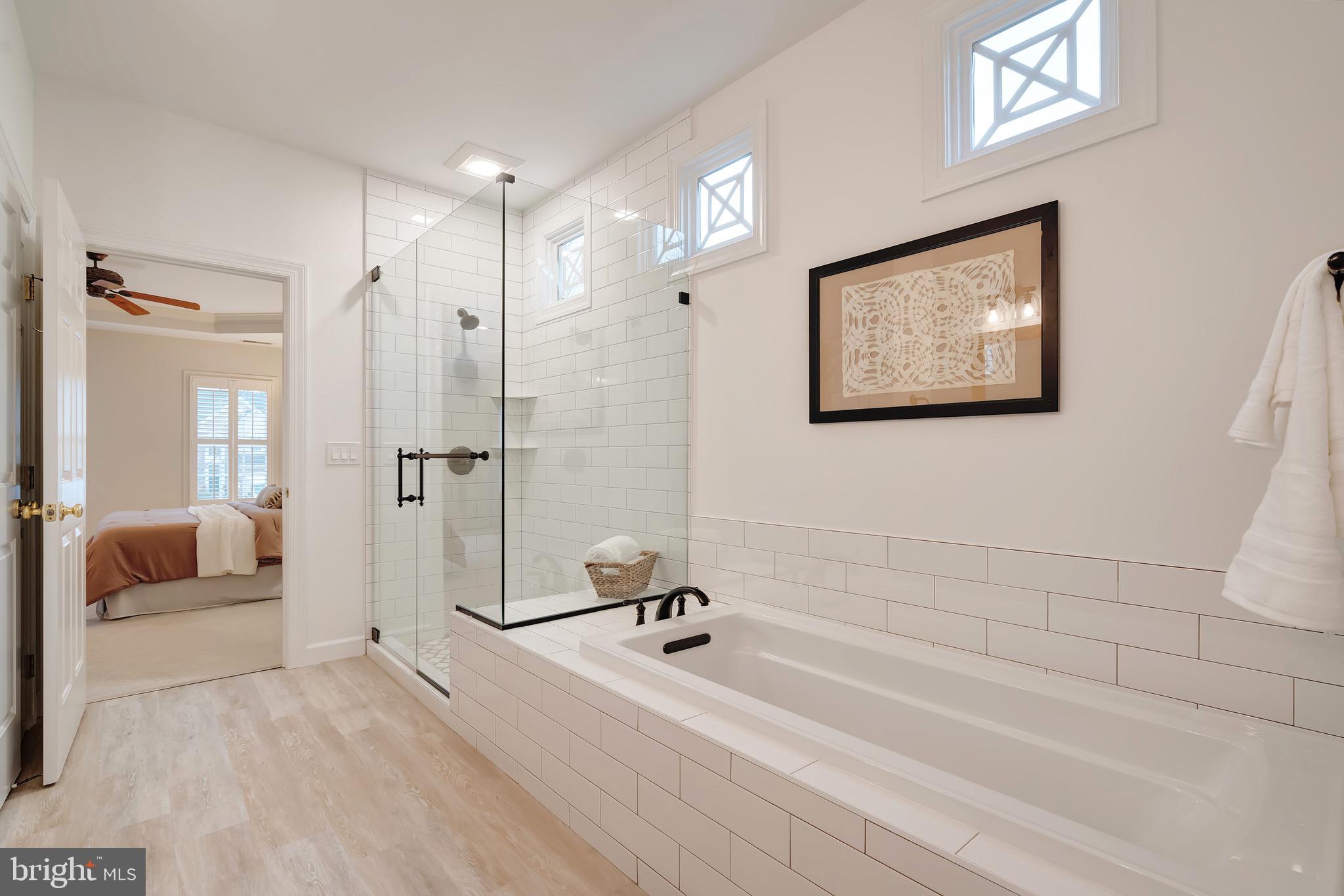 AMANDA PLACE - Residential