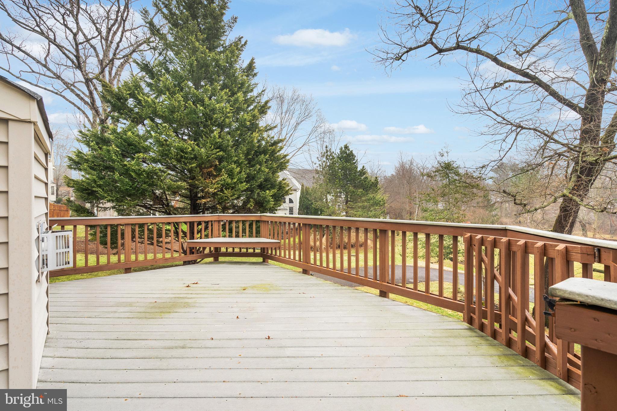 AMANDA PLACE - Residential