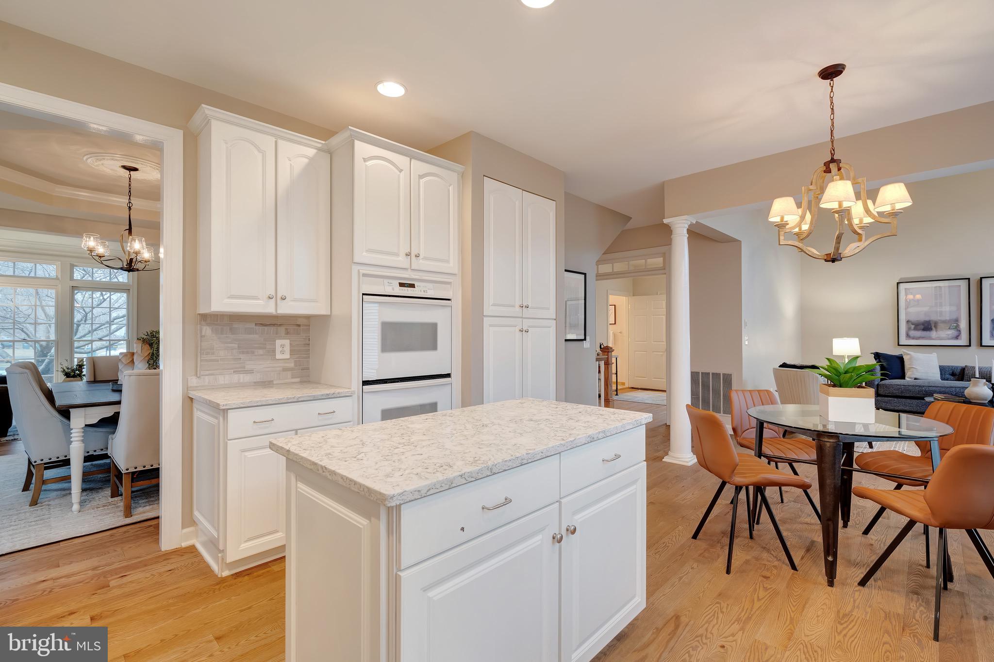 AMANDA PLACE - Residential