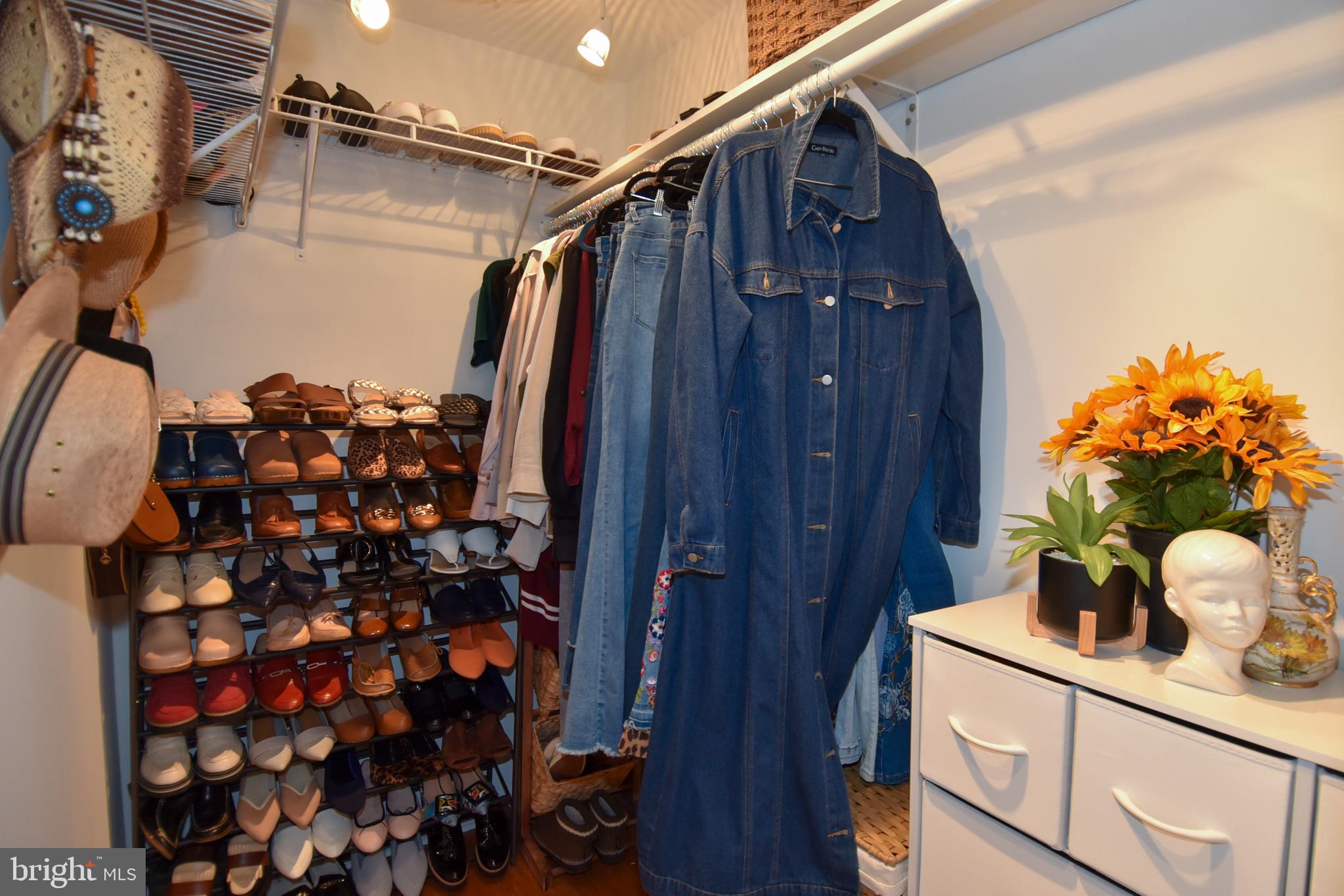 KINGSTOWNE - Residential