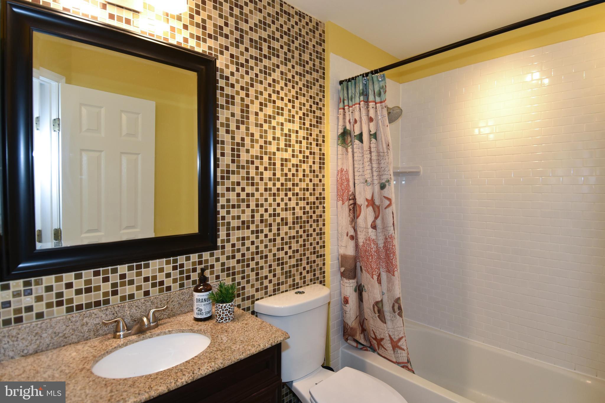 KINGSTOWNE - Residential