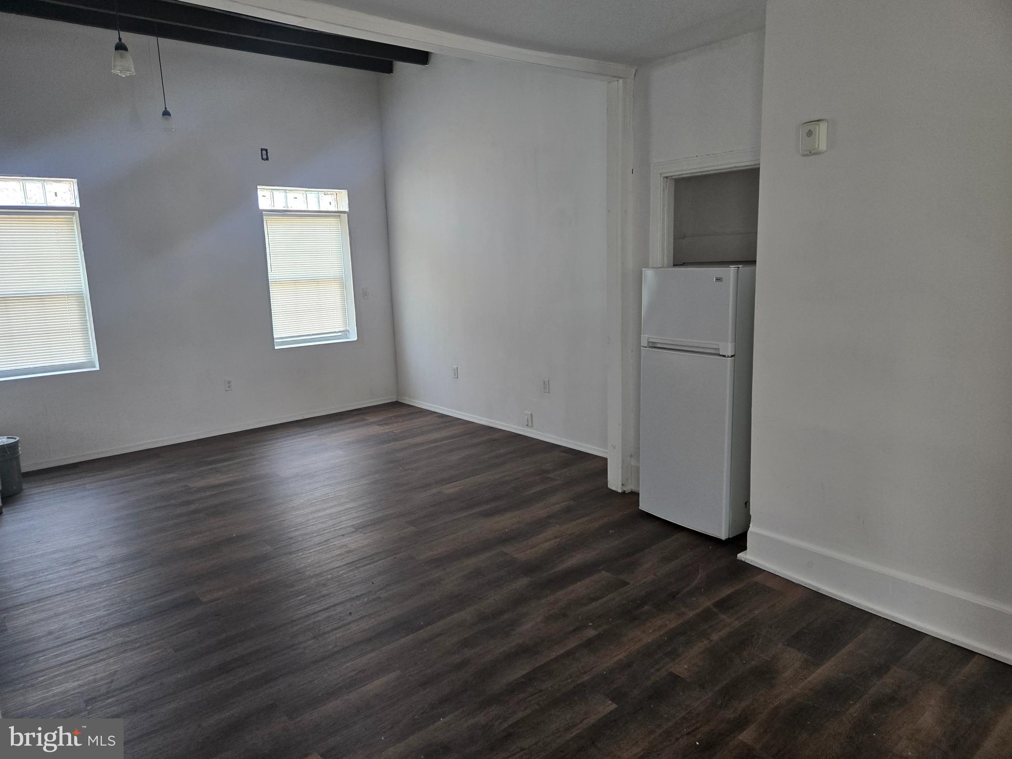 TEMPLE UNIVERSITY - Residential Lease