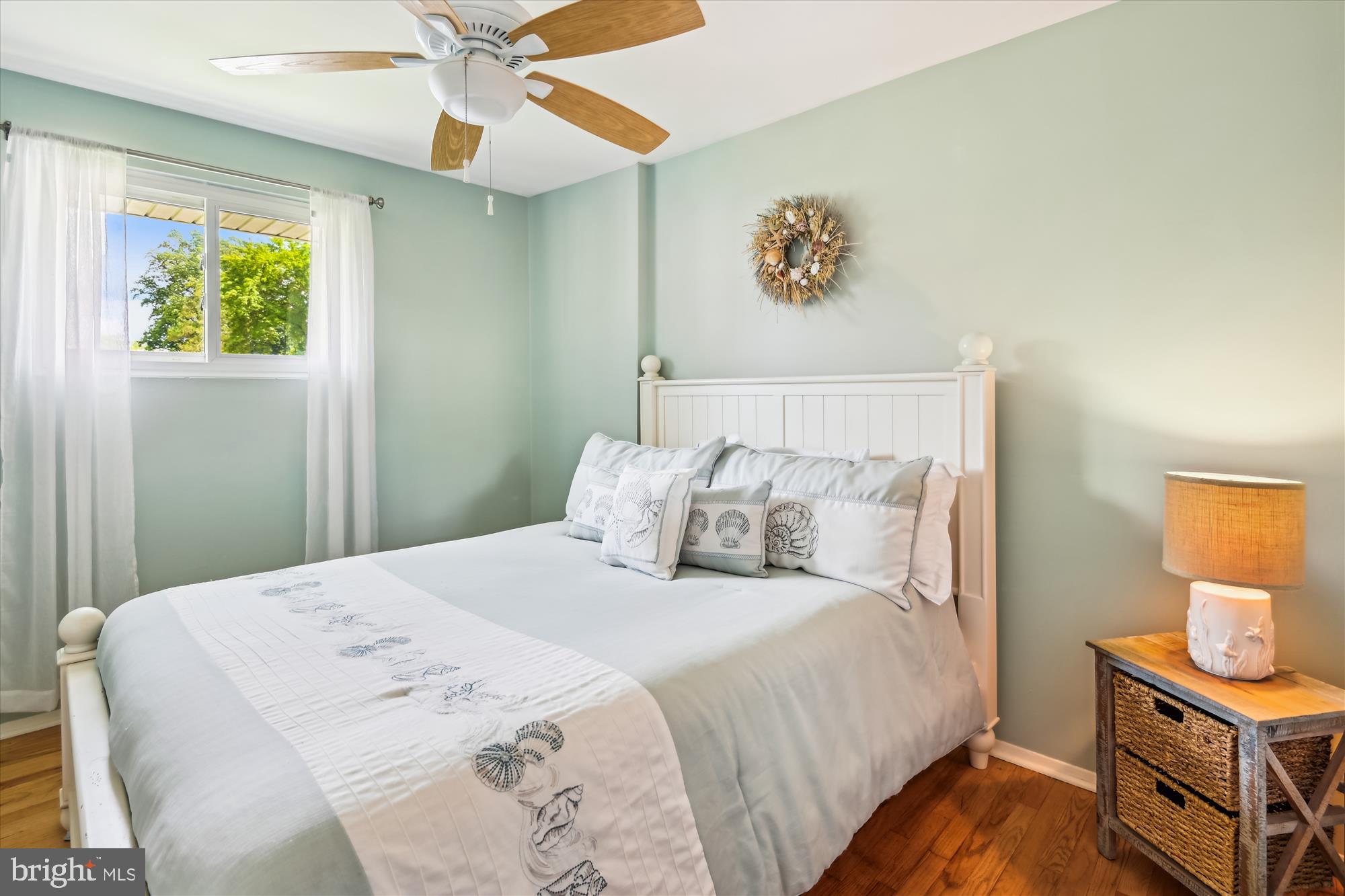 THE HIGHLANDS - Residential