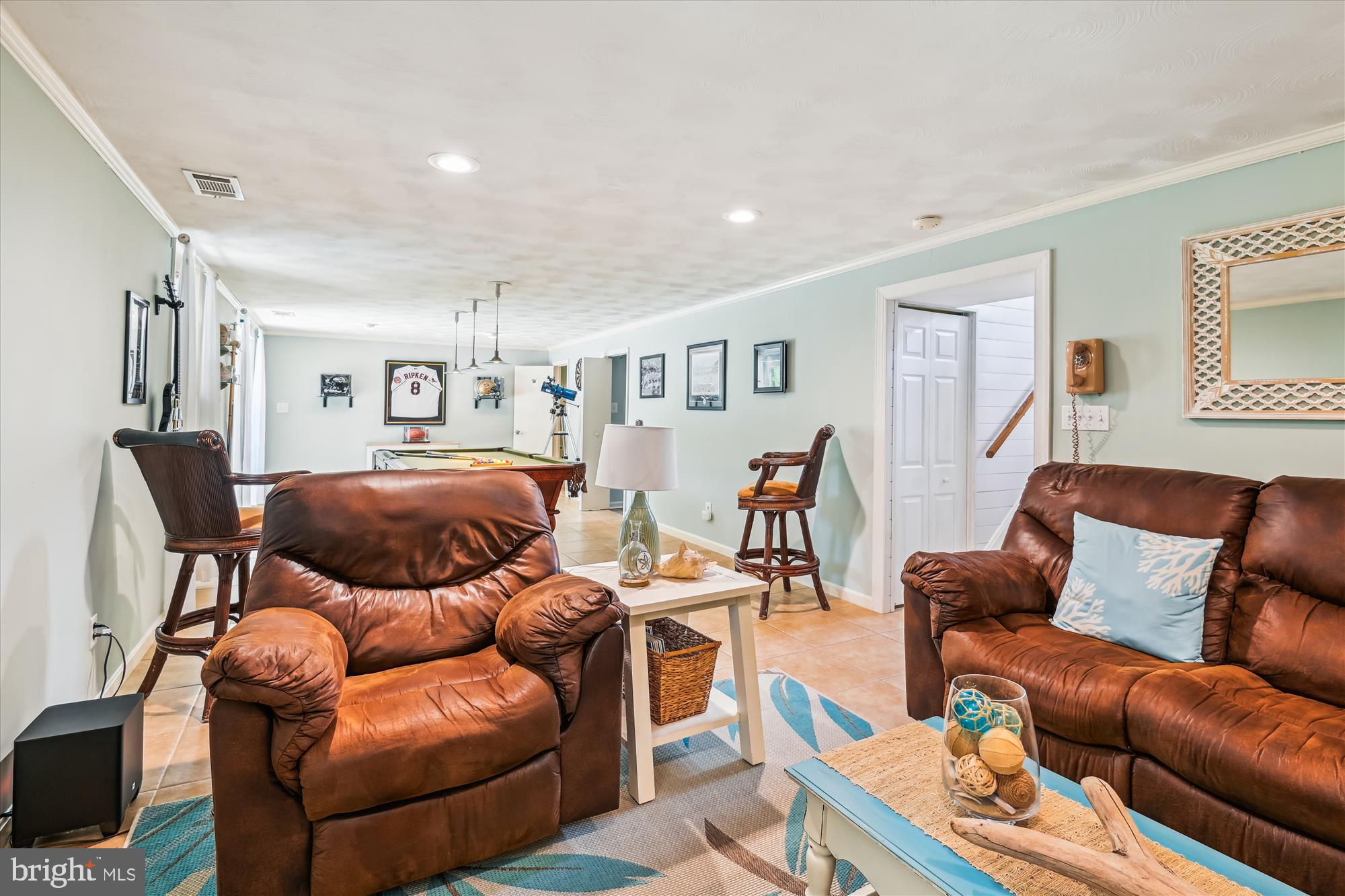 THE HIGHLANDS - Residential