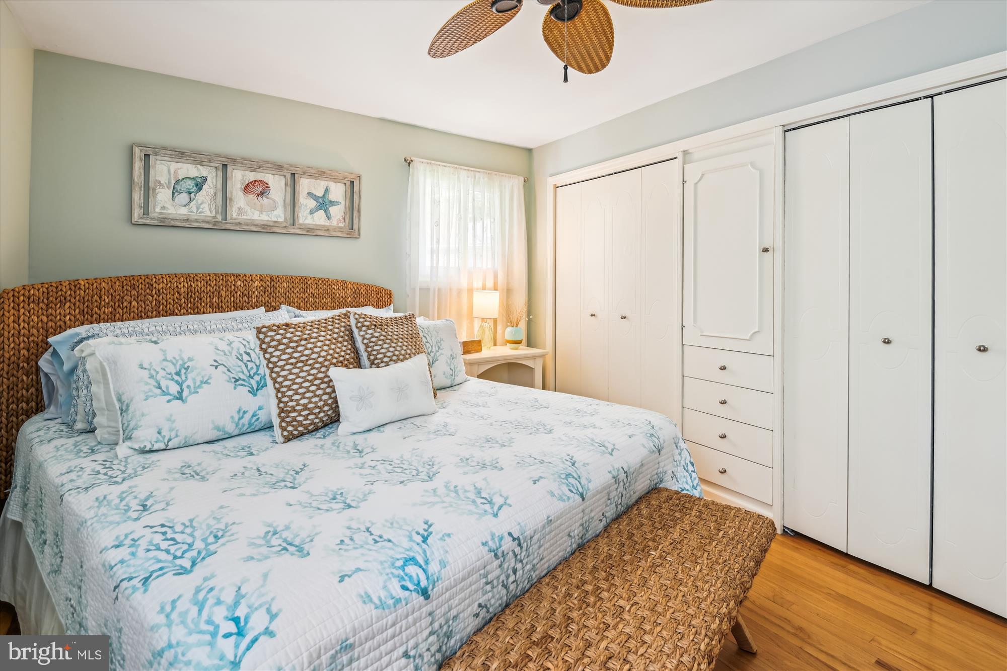 THE HIGHLANDS - Residential