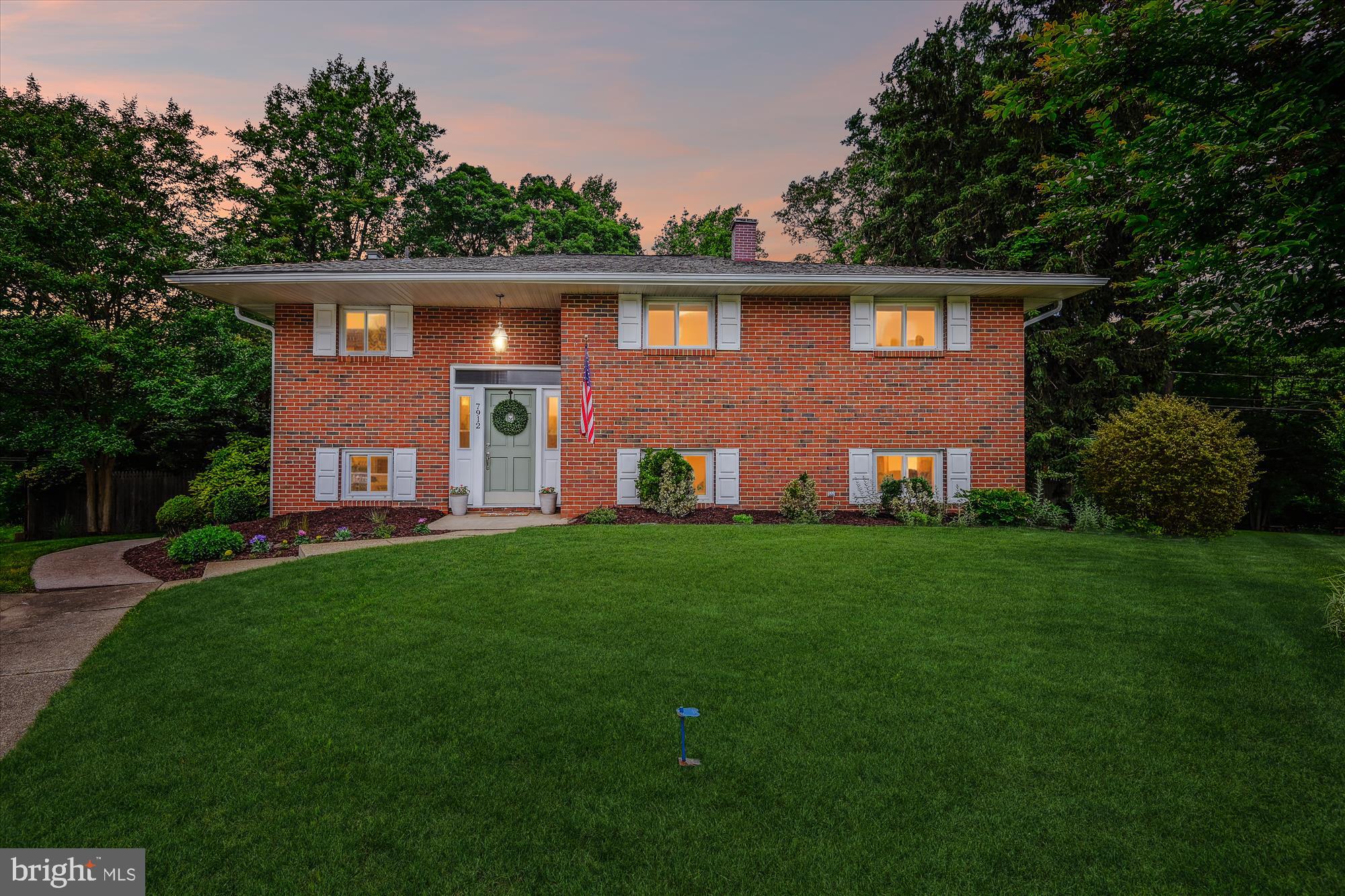 THE HIGHLANDS - Residential