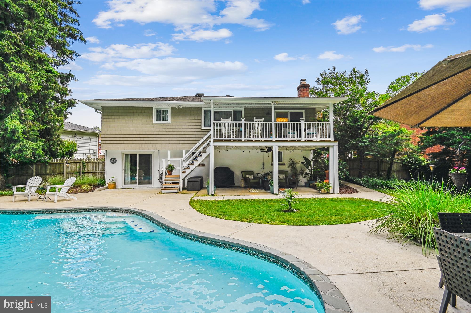 THE HIGHLANDS - Residential