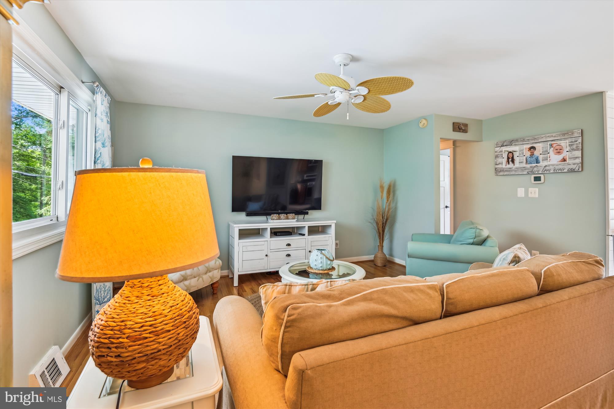 THE HIGHLANDS - Residential