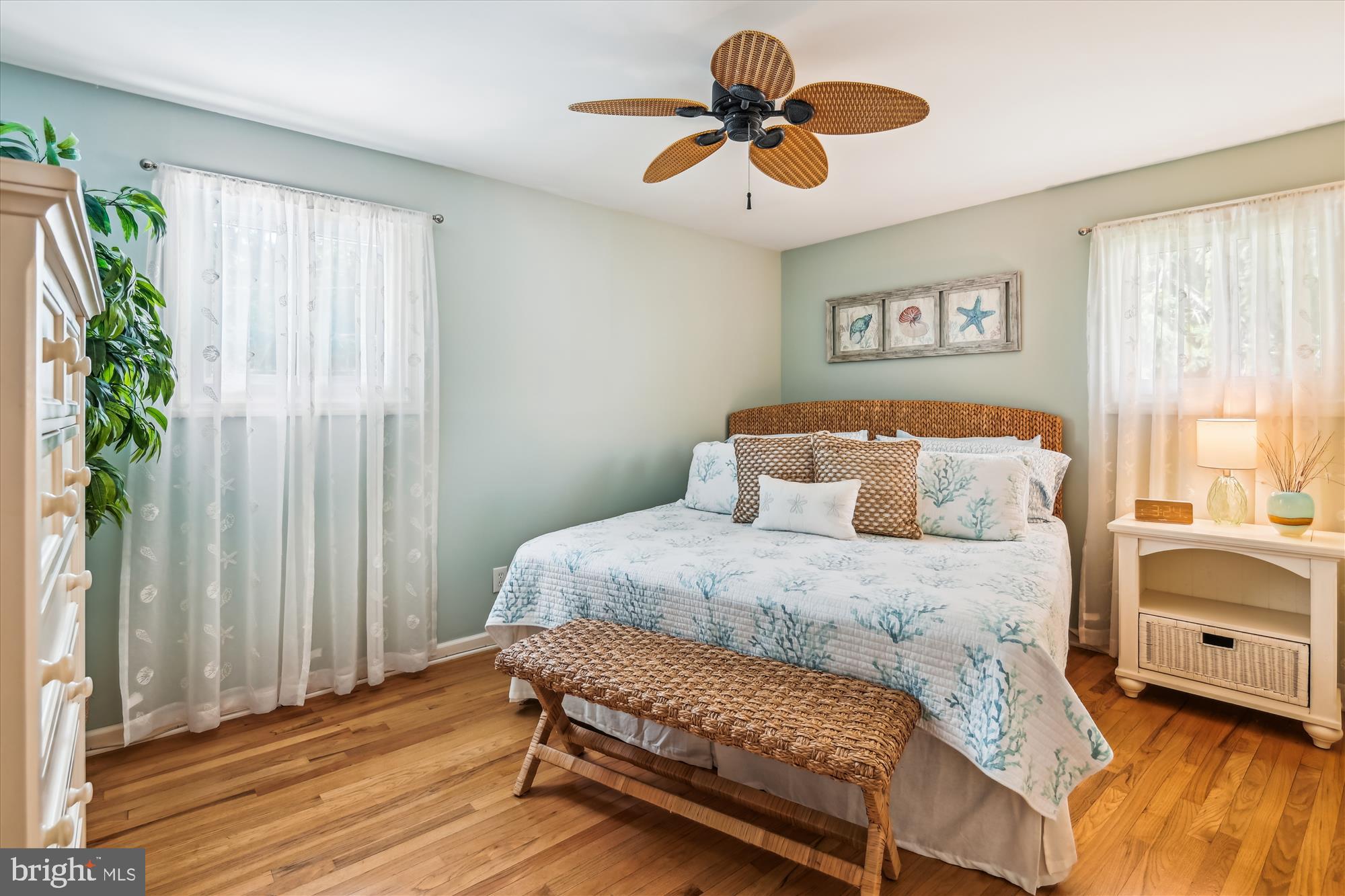 THE HIGHLANDS - Residential