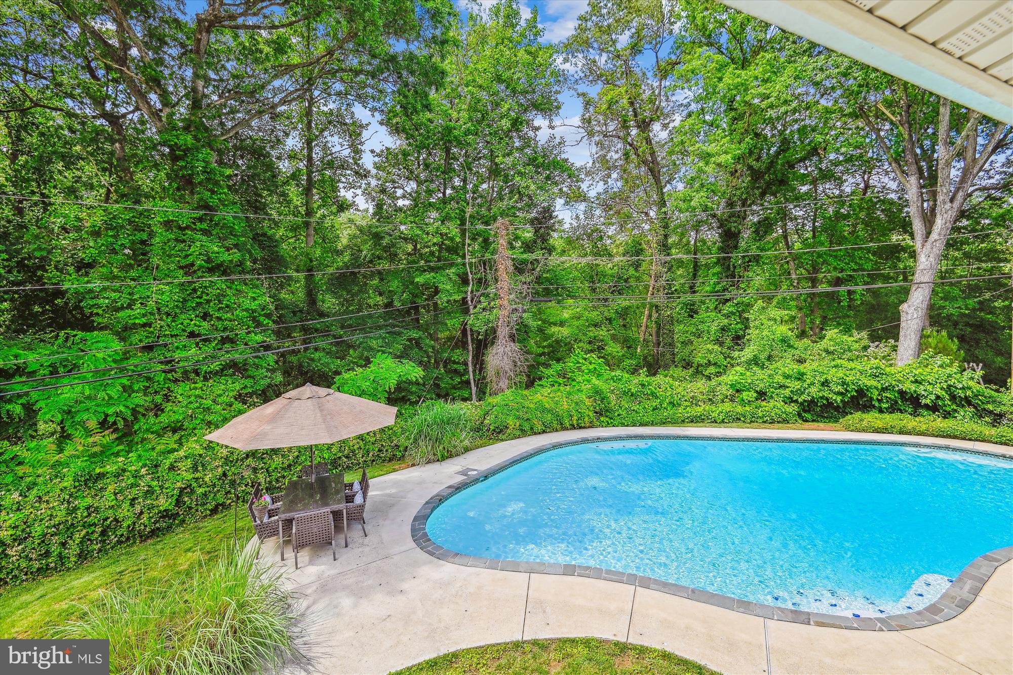 THE HIGHLANDS - Residential