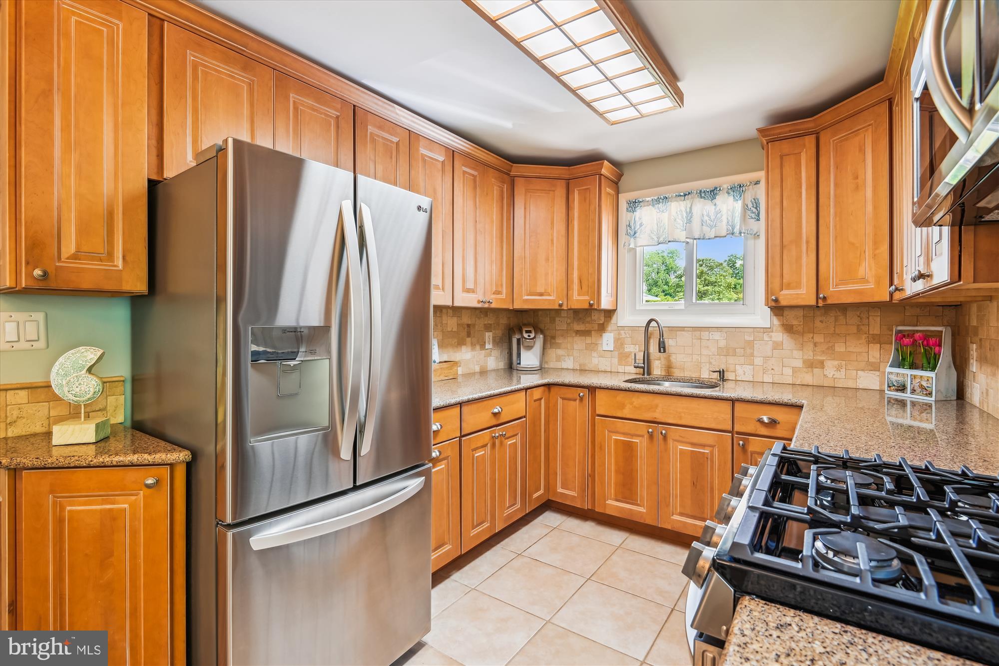 THE HIGHLANDS - Residential